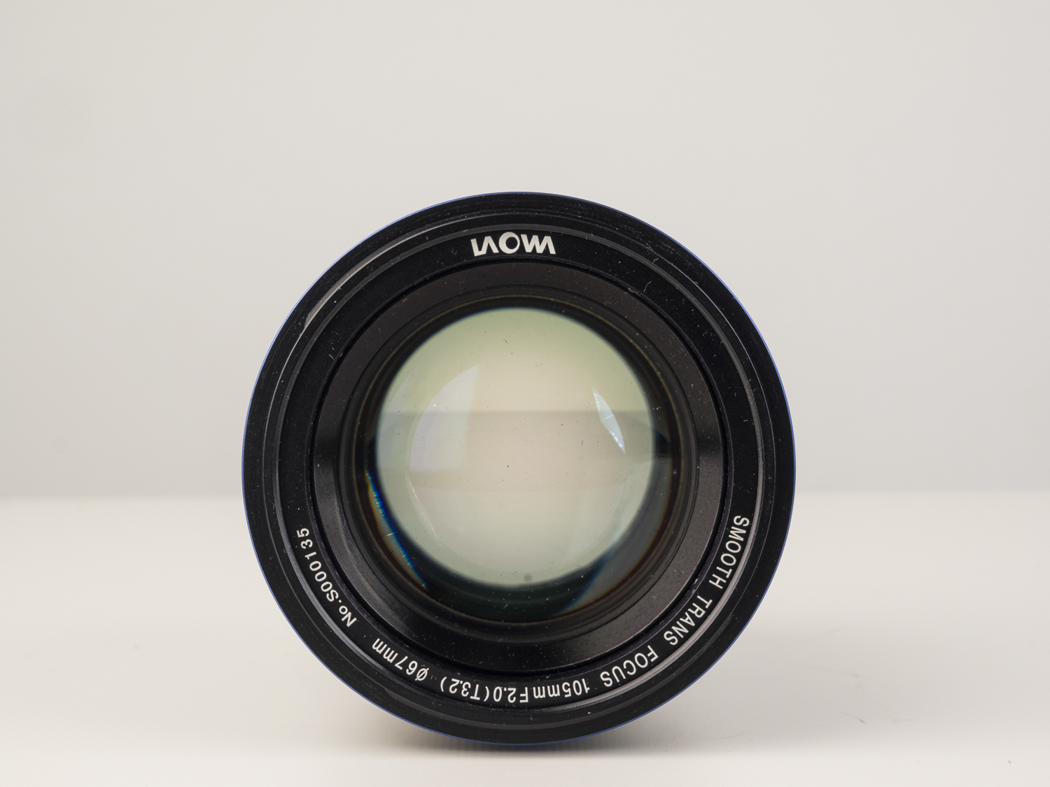 laowa 105mm f2 STF lens product images 04.jpg