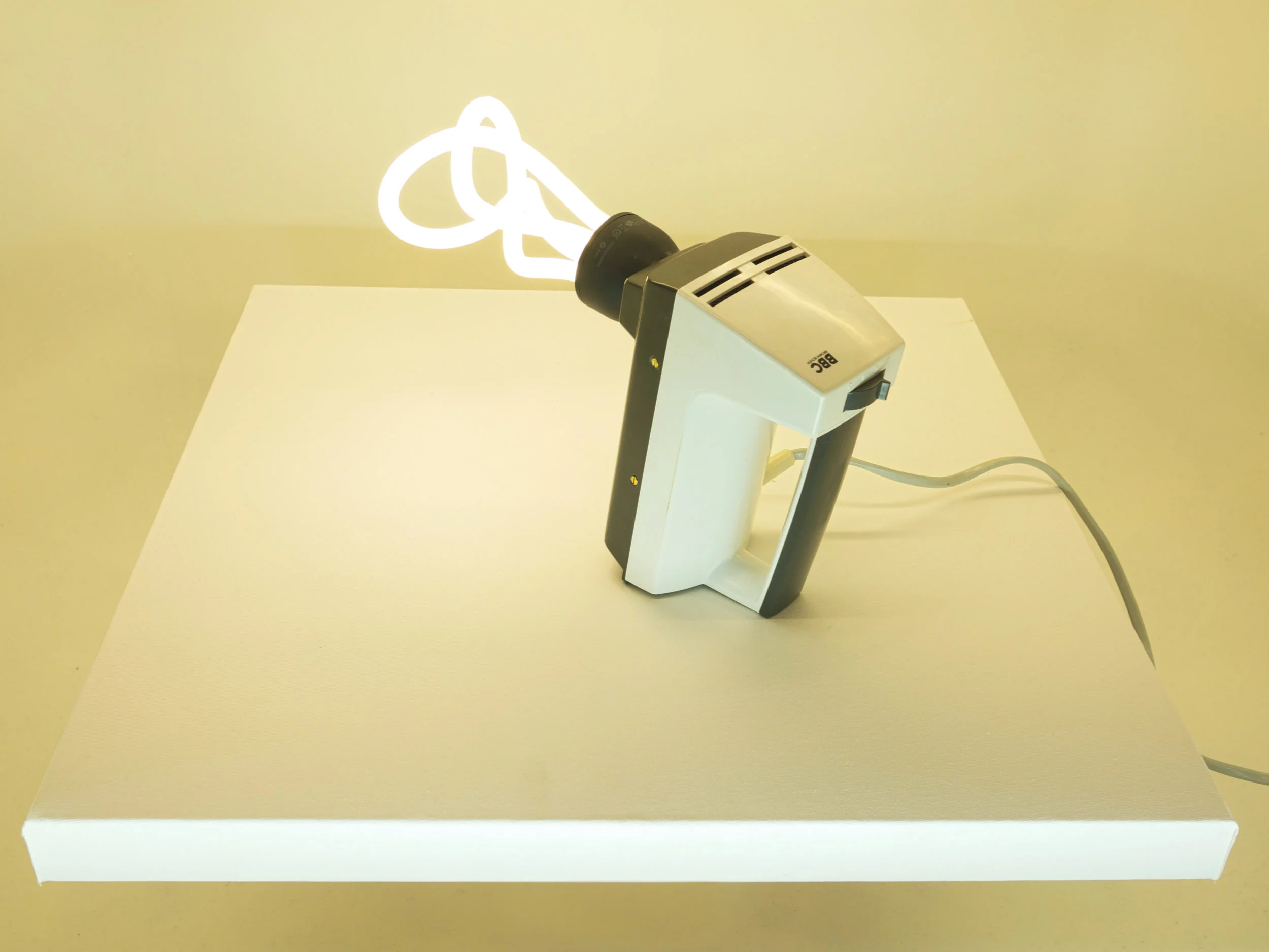 Whisk lamp