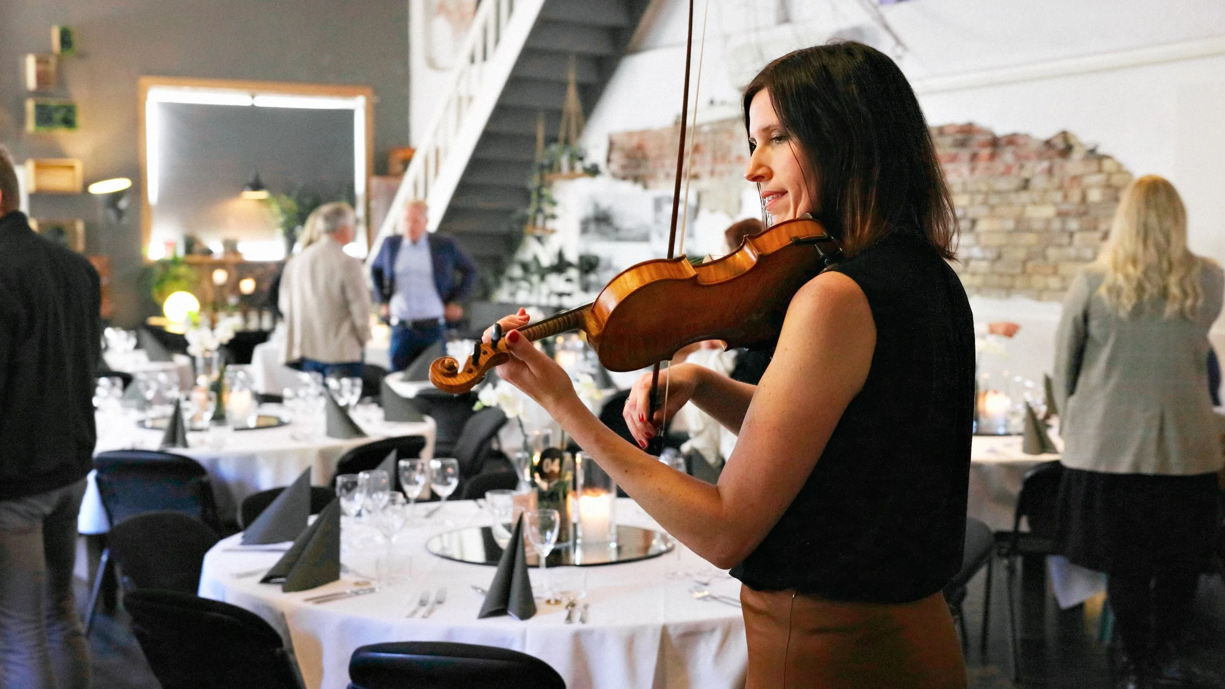 Julearrangement 

 

 Skap en lun og eksklusiv ramme rundt årets julelunsj og julebord 