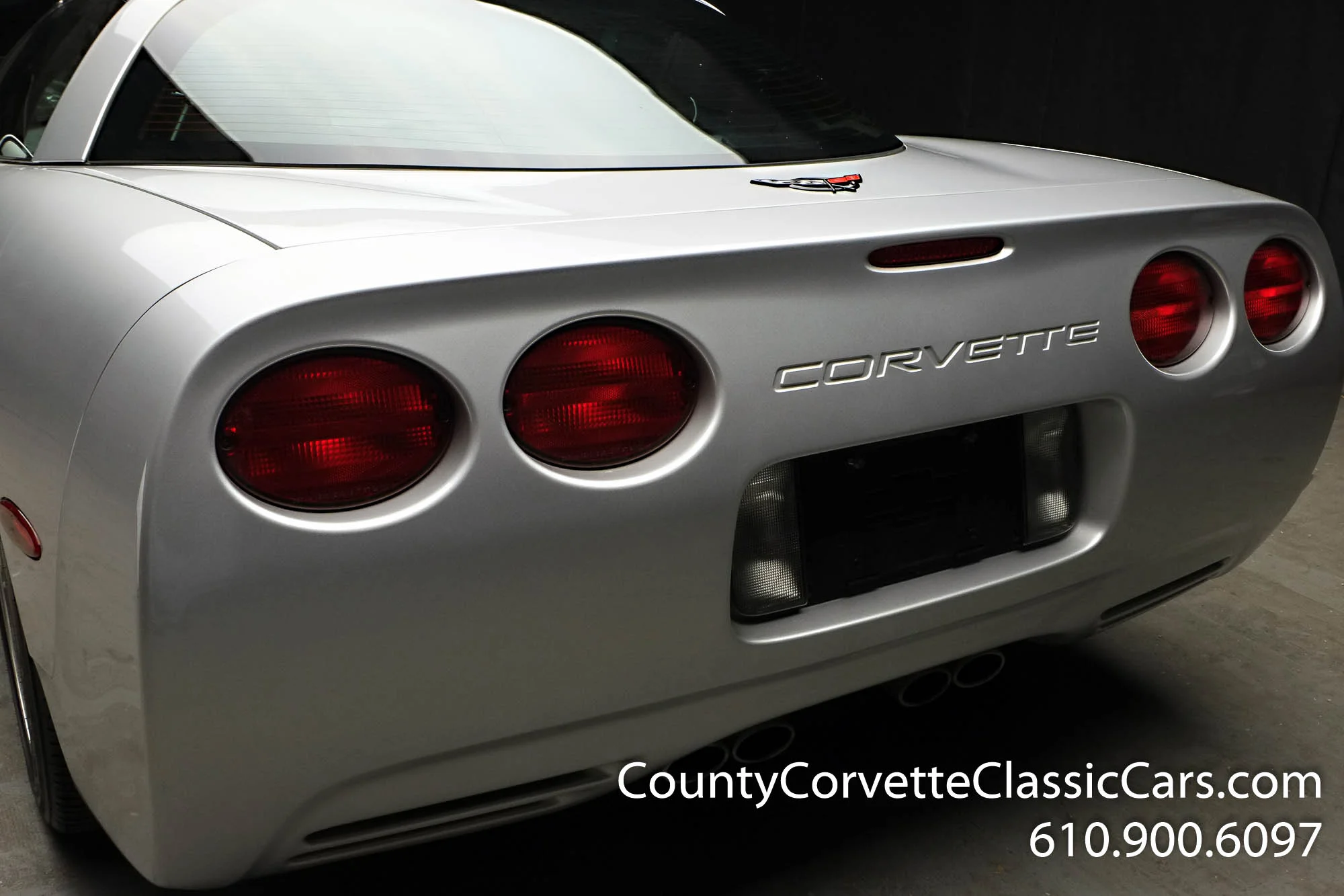 2002-Corvette-Coupe-18.jpg