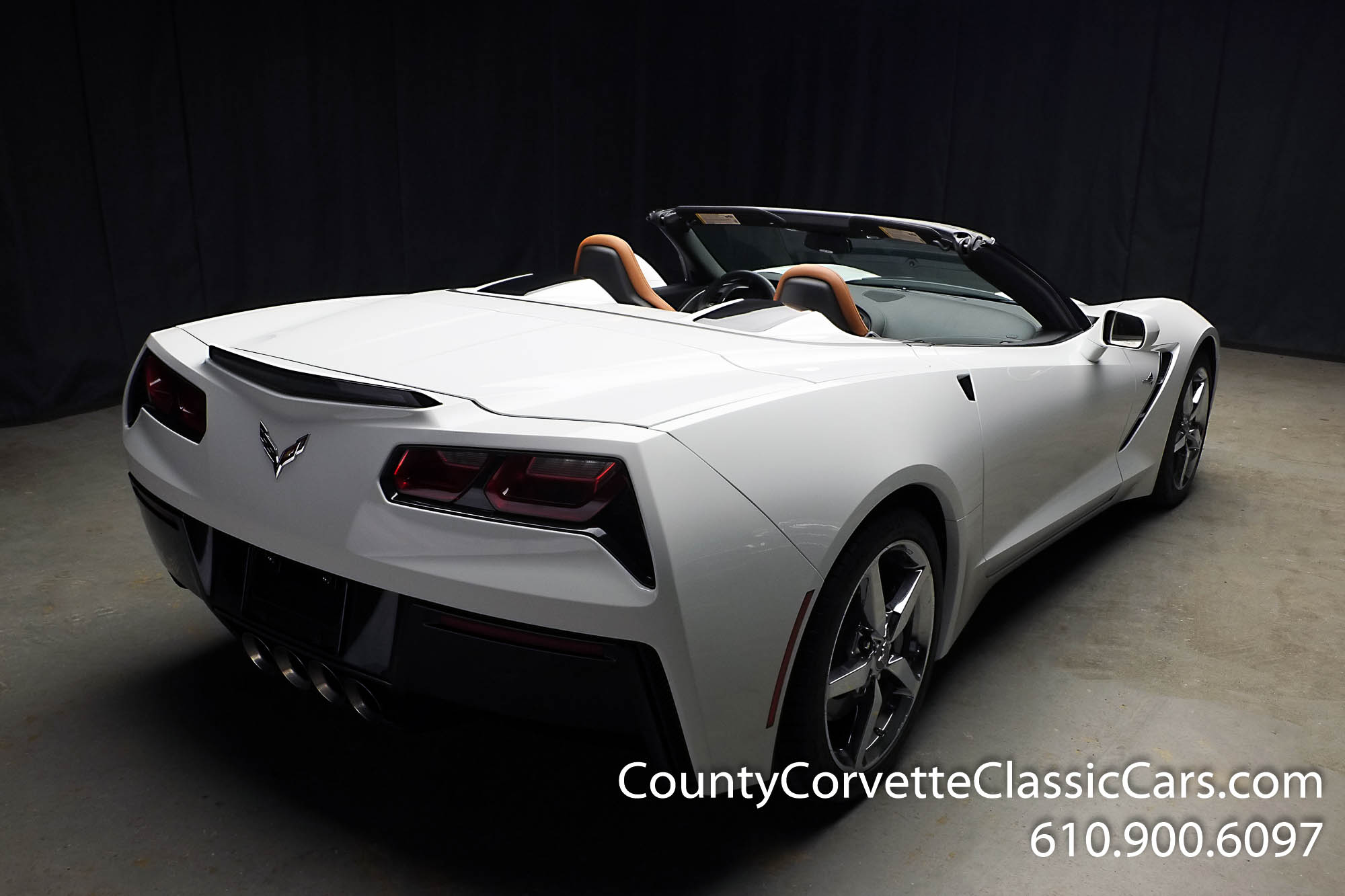 2014-Corvette-Stingray-Convertible-40.jpg