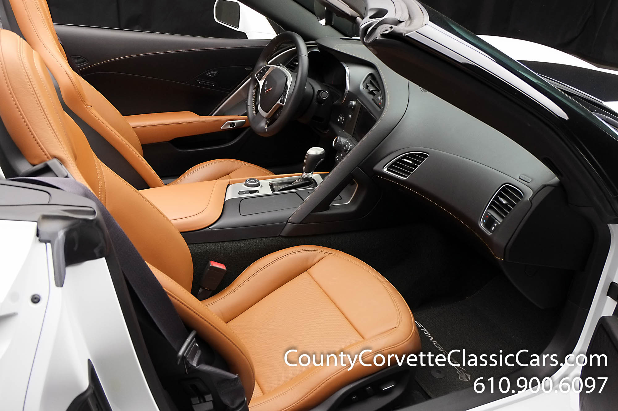 2014-Corvette-Stingray-Convertible-58.jpg