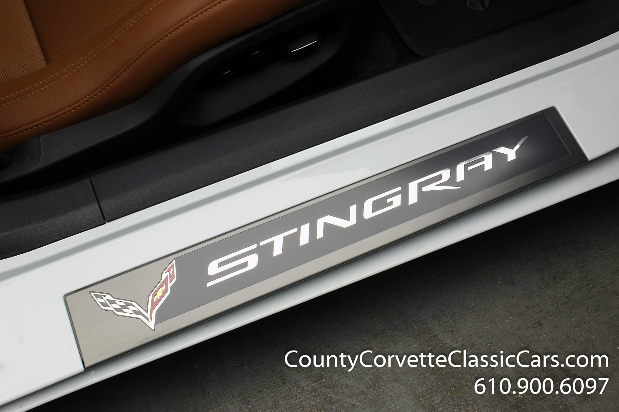 2014-Corvette-Stingray-Convertible-39.jpg