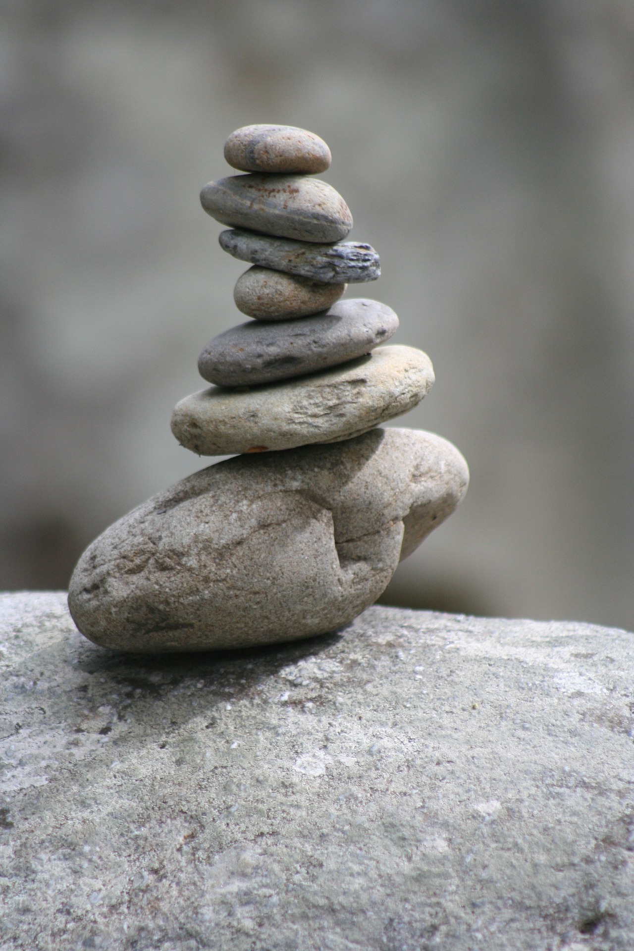 rocks-2143310_1920.jpg