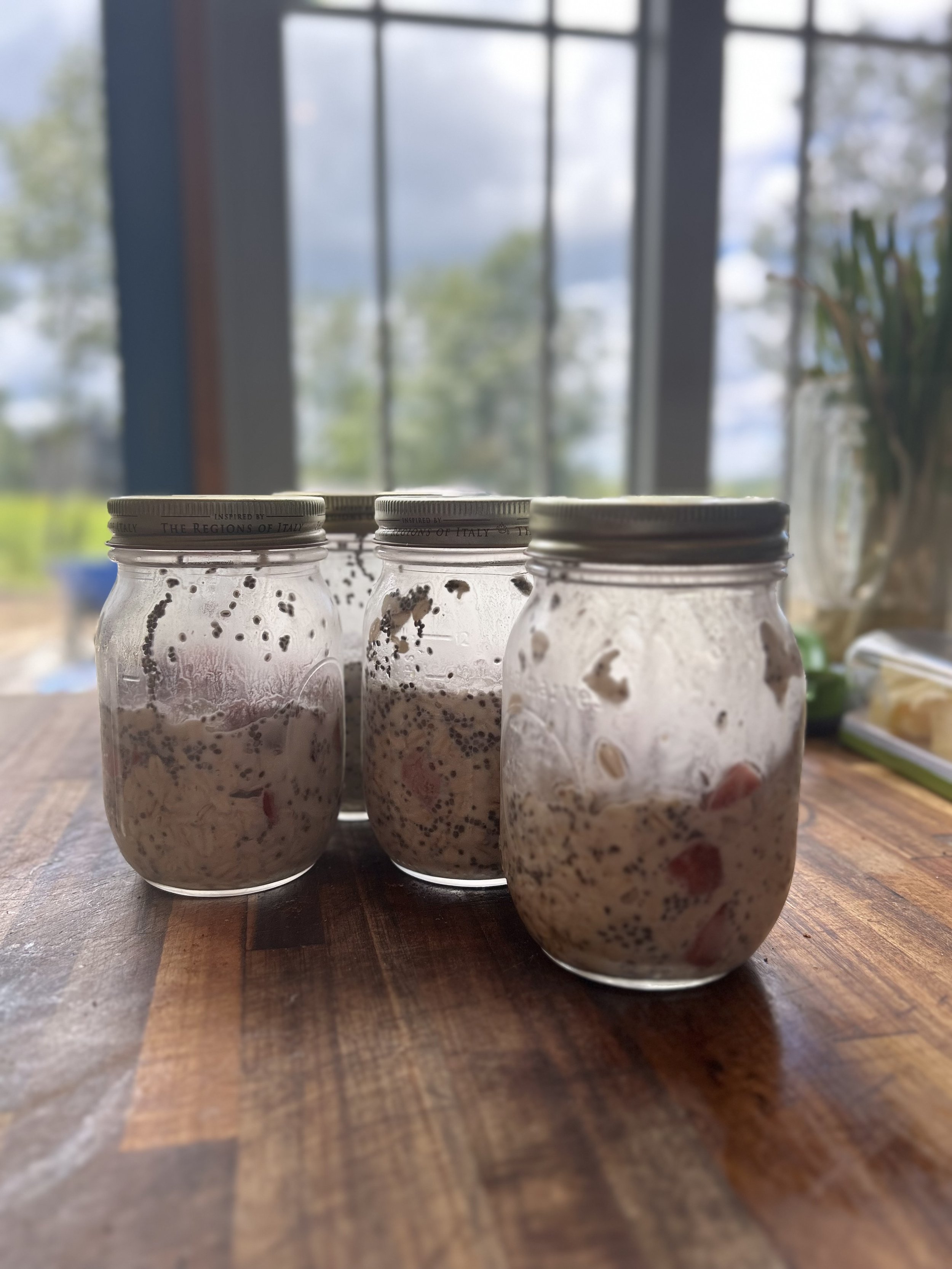 Easy Overnight Mixed Berry Oats in Mason Jars : Plants-Rule