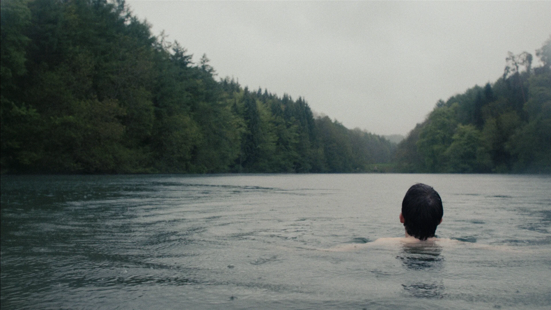 lake_fullframe.jpg