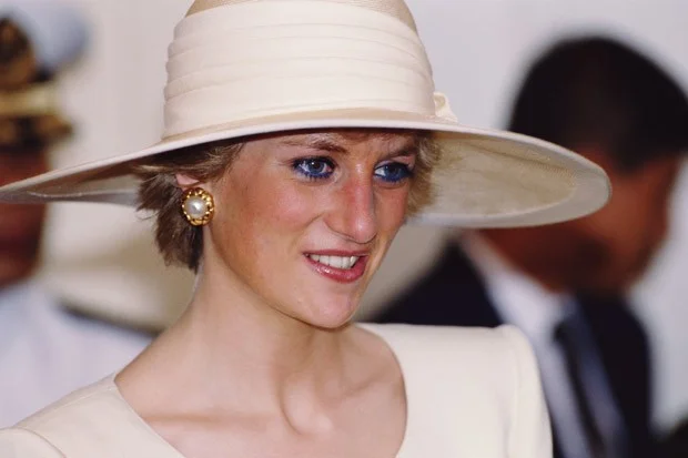 diana-letters-dec22-lead-1482440183-compressed.jpg