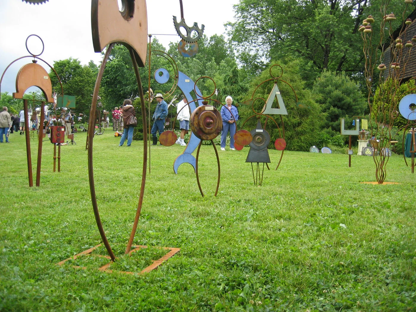 Art in the Garden — Kiwi Gardens