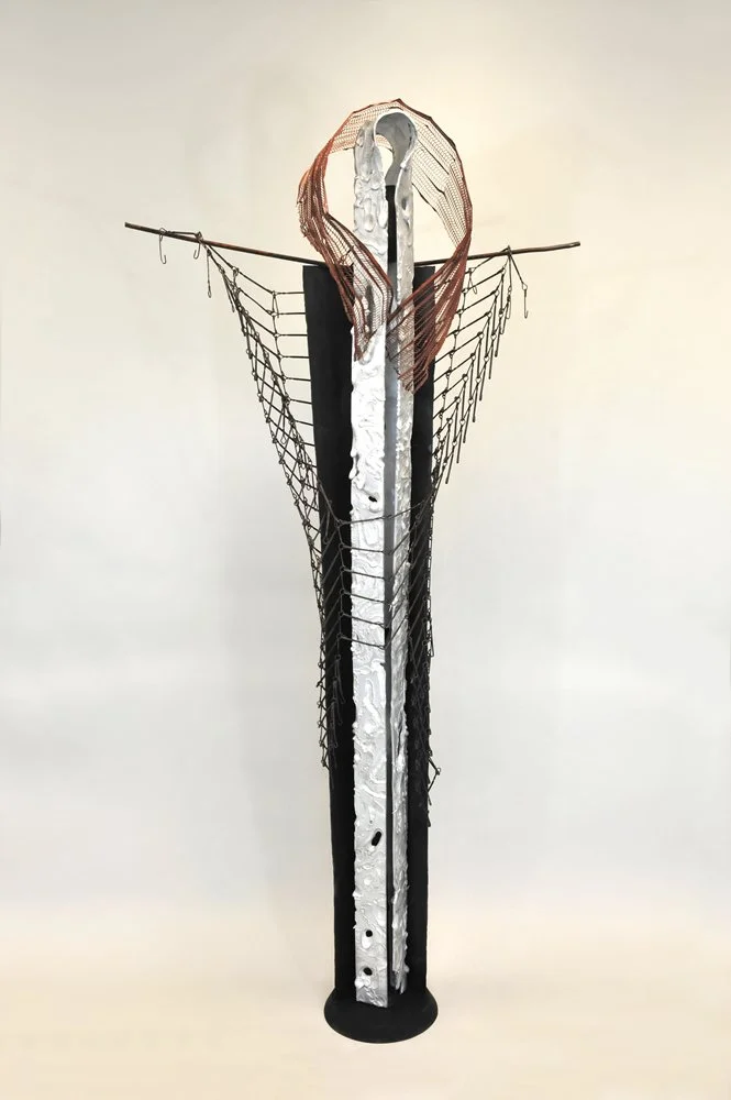 2_Mystery and Misery_Steel, aluminum, found material_H2030(7.5ft)xW570xD260_.jpg