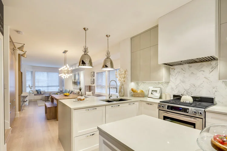 kitchen+two+no+glare.jpg