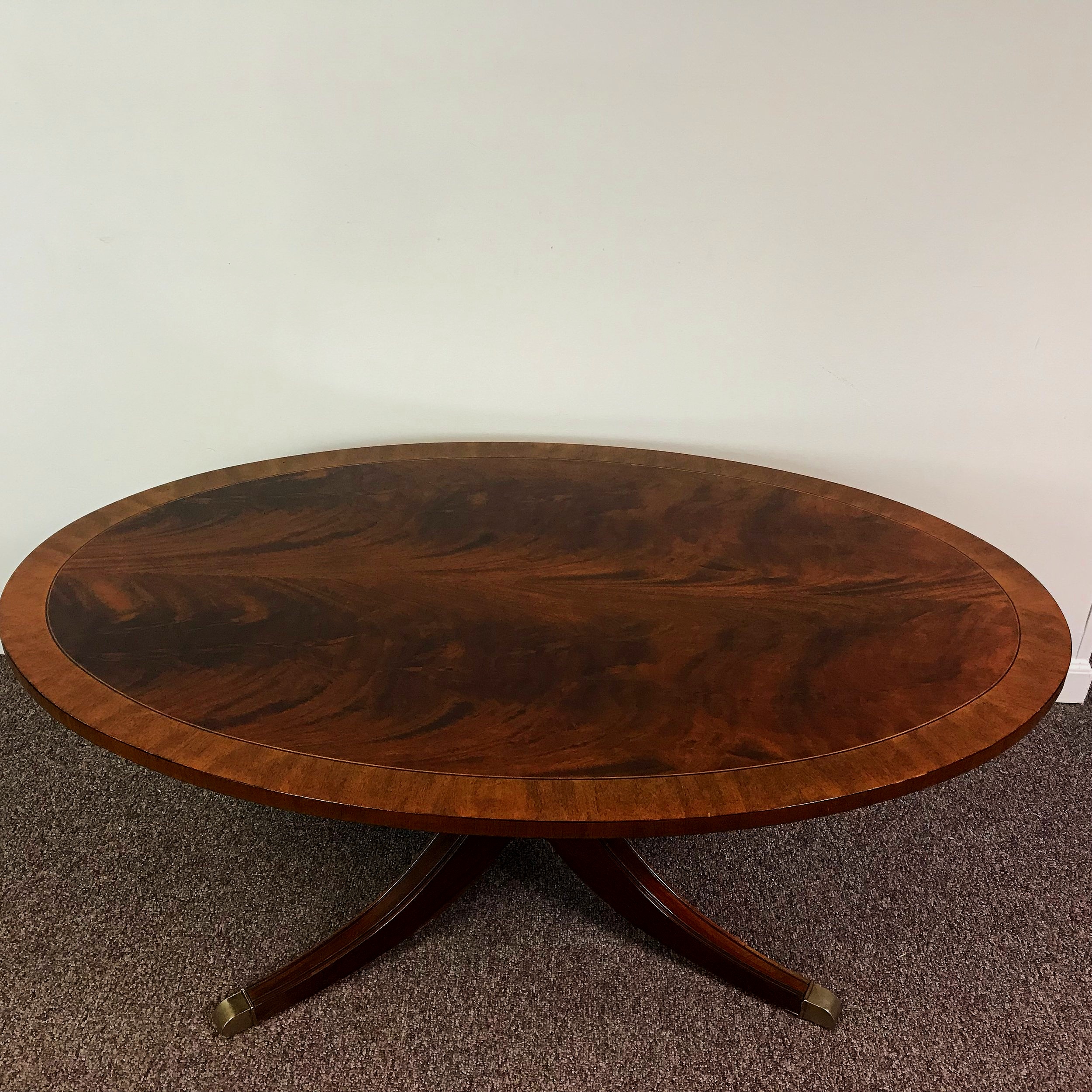 Ethan Allen Oval Chippendale Style Coffee Table Ardesh