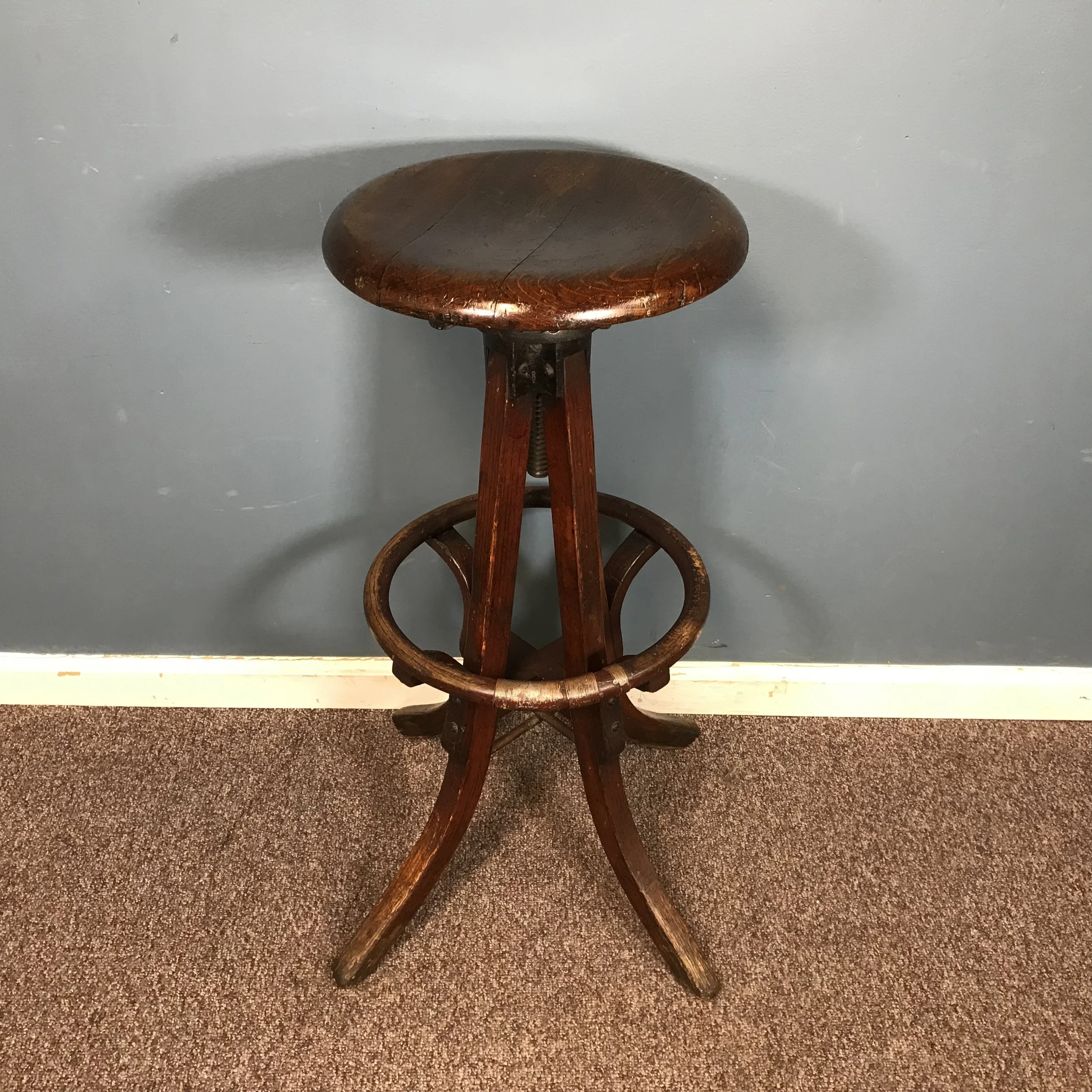①ミルウォーキー スツール Early 20th Century Milwaukee Chair Co. Adjustable Bentwood Stool