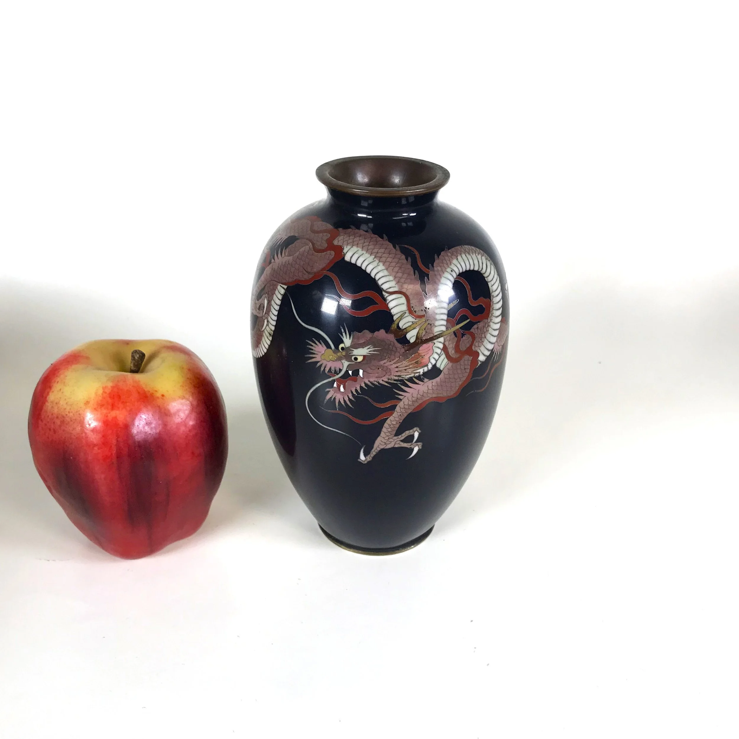 Late 1800s Adachi Kinjiro Japanese Dragon Decorated Cloisonne Vase