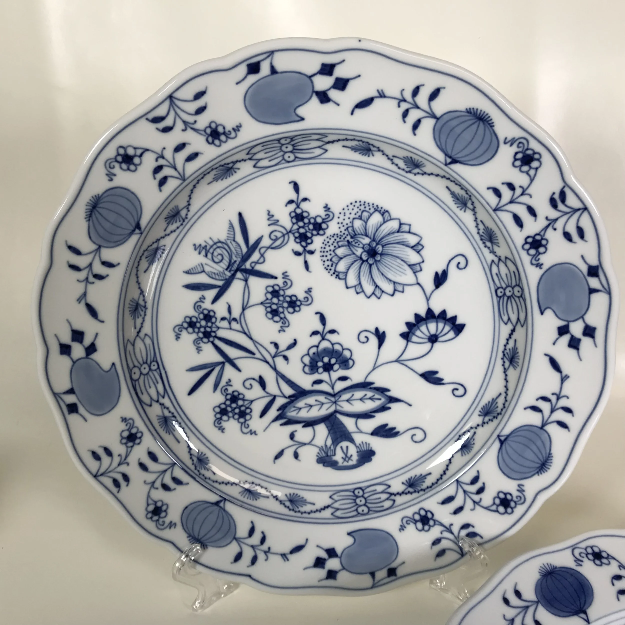 Set of 4 Meissen Blue Onion Dinner Plates — Ardesh