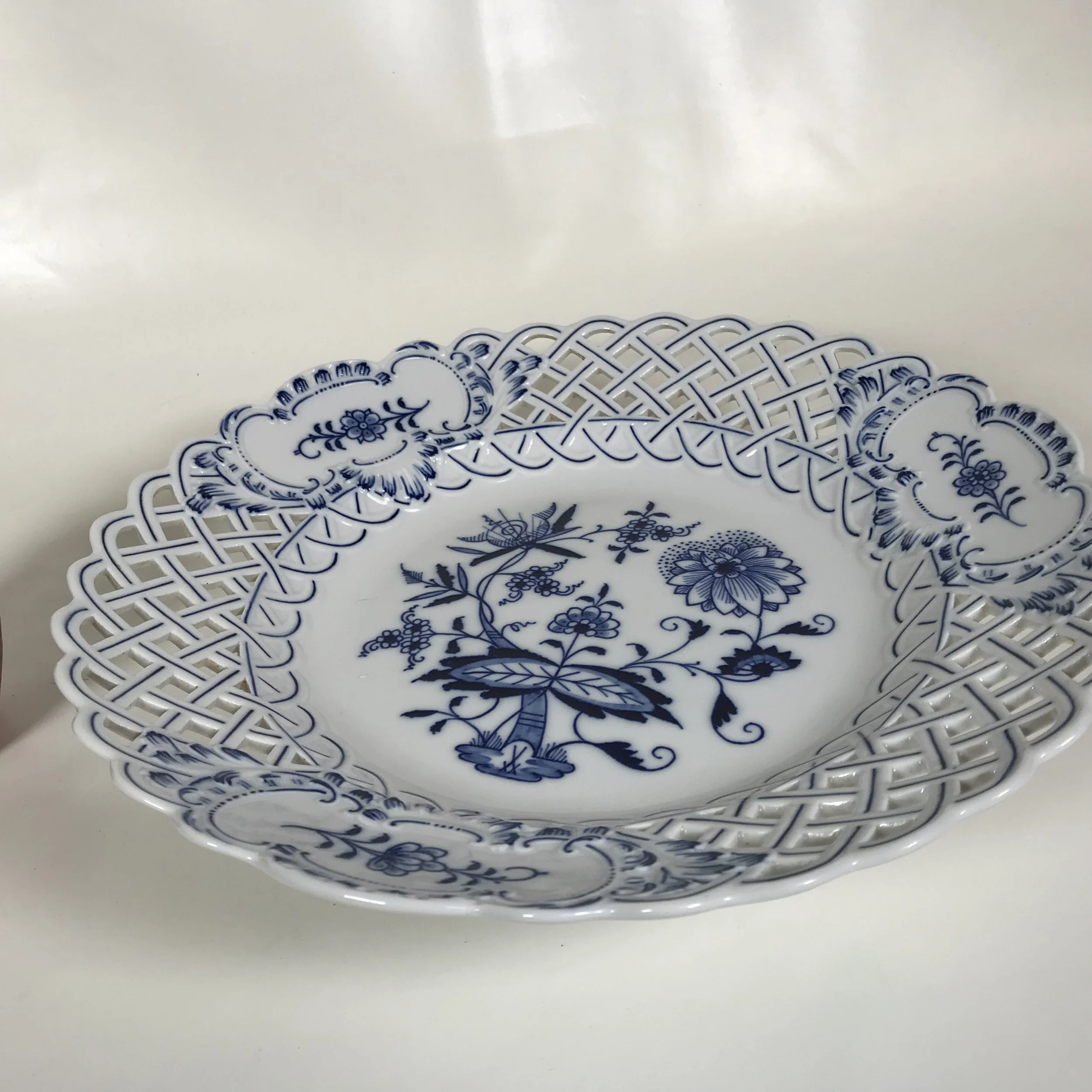 Meissen Blue Onion Crossed Sword Mark Serving Plate — Ardesh