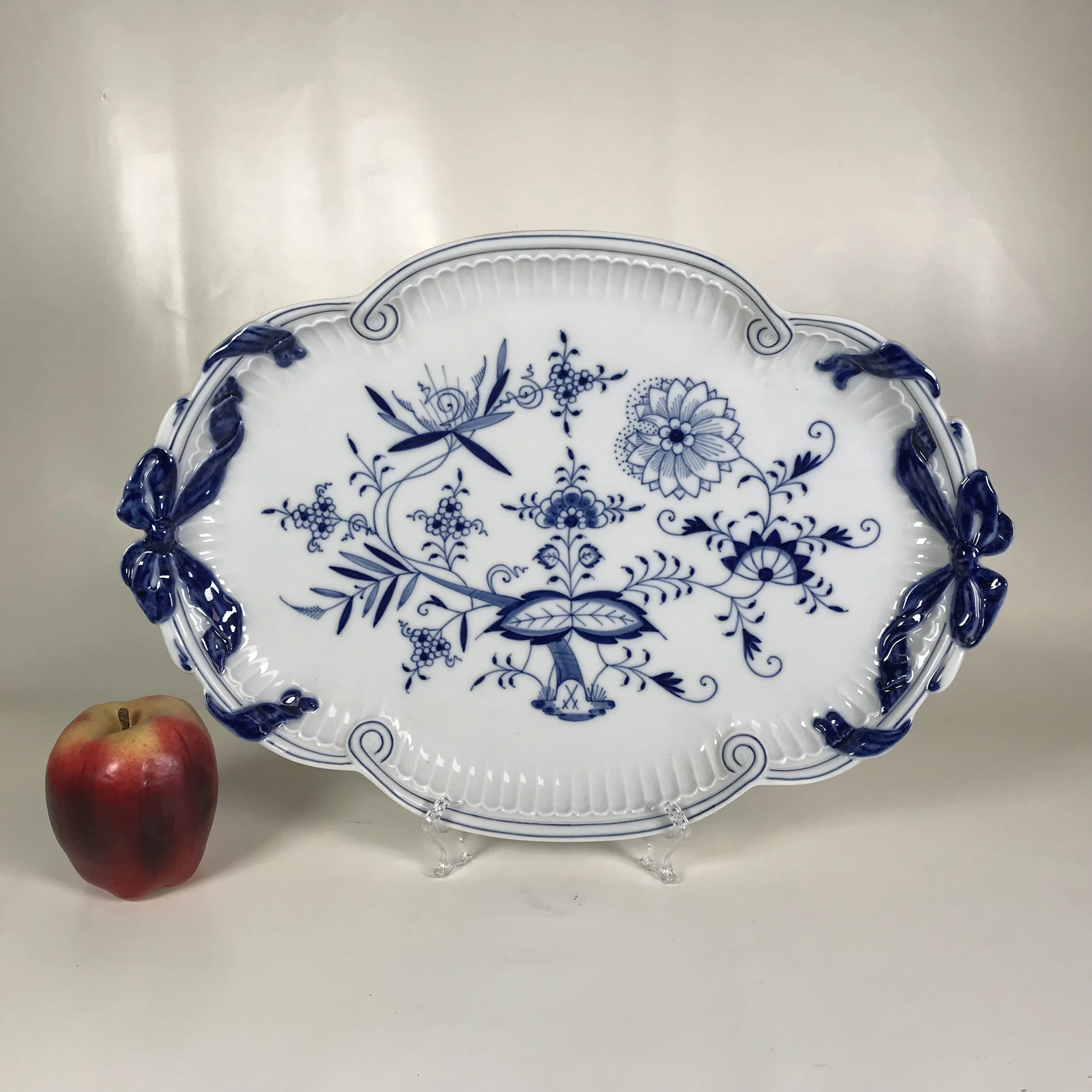 Meissen Cross Sward Mark Porcelain Blue Onion Platter with Ribbon