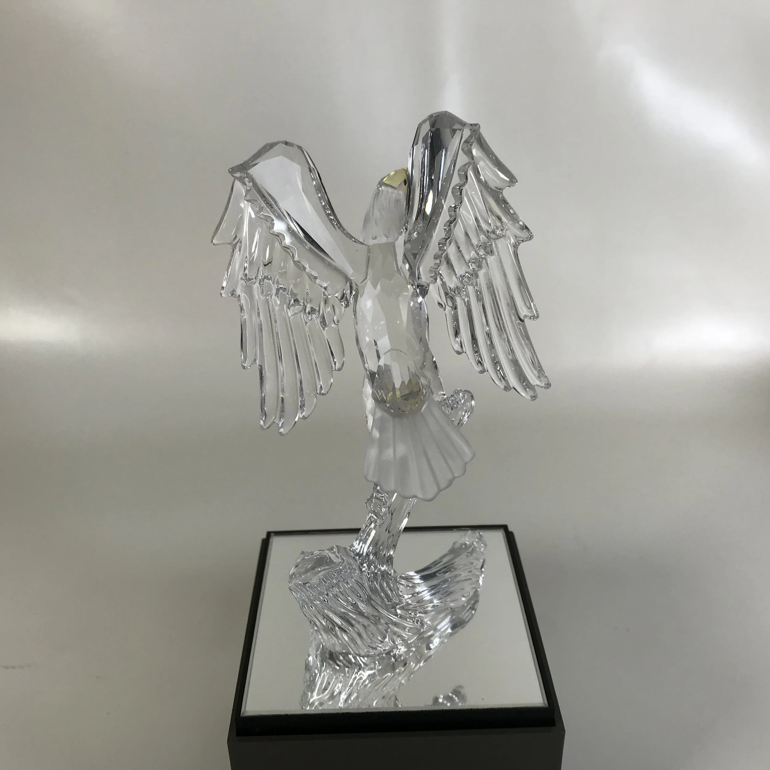 Swarovski Bald Eagle w/ Box — Ardesh