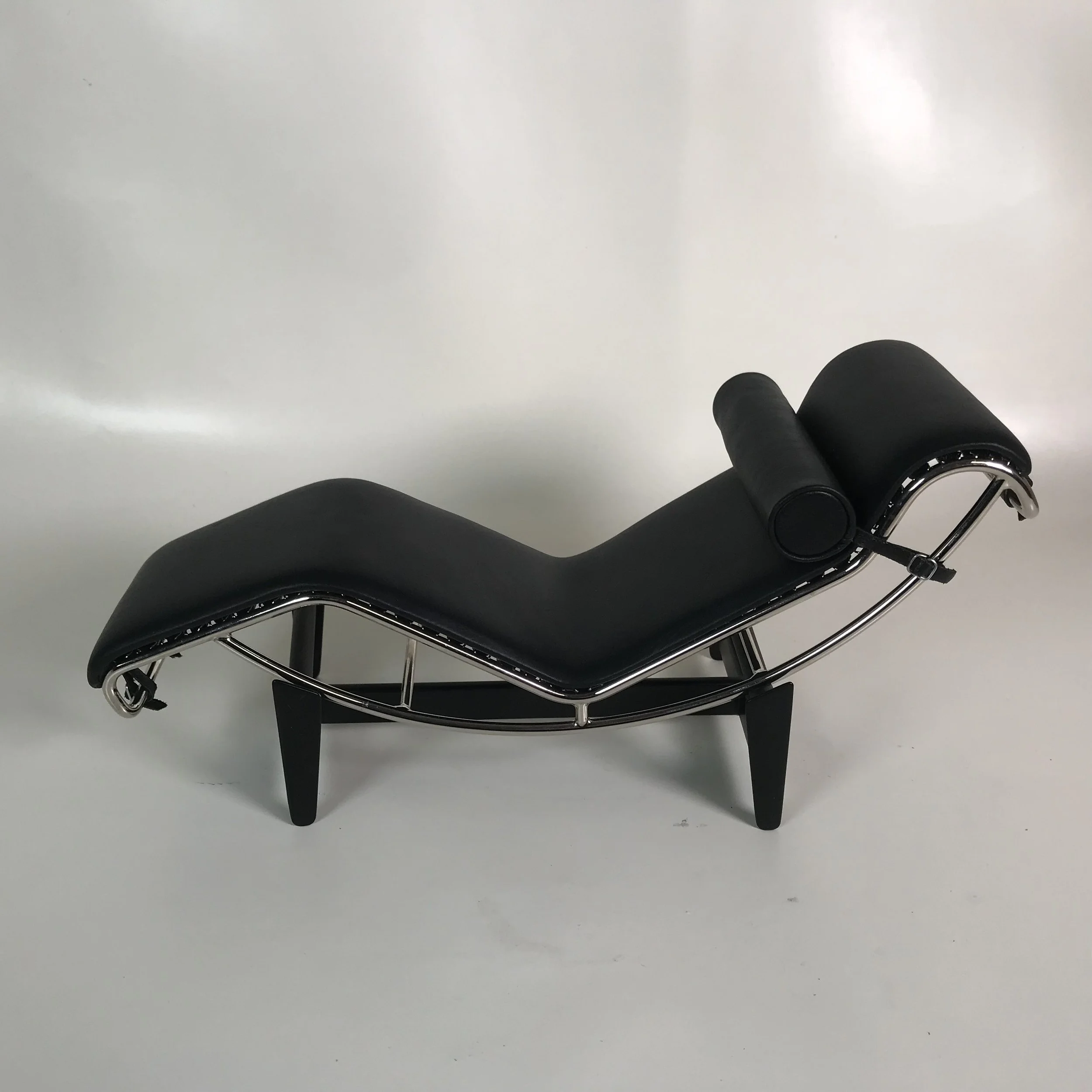 Vitra Design Museum Miniature Le Corbusier Chaise Lounge