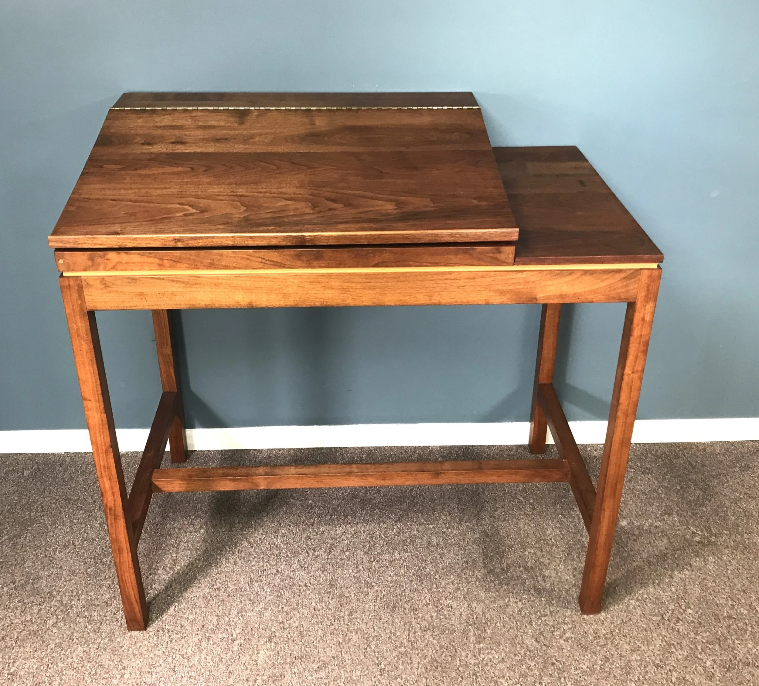 Thomas Moser Standing Cherry Desk — Ardesh