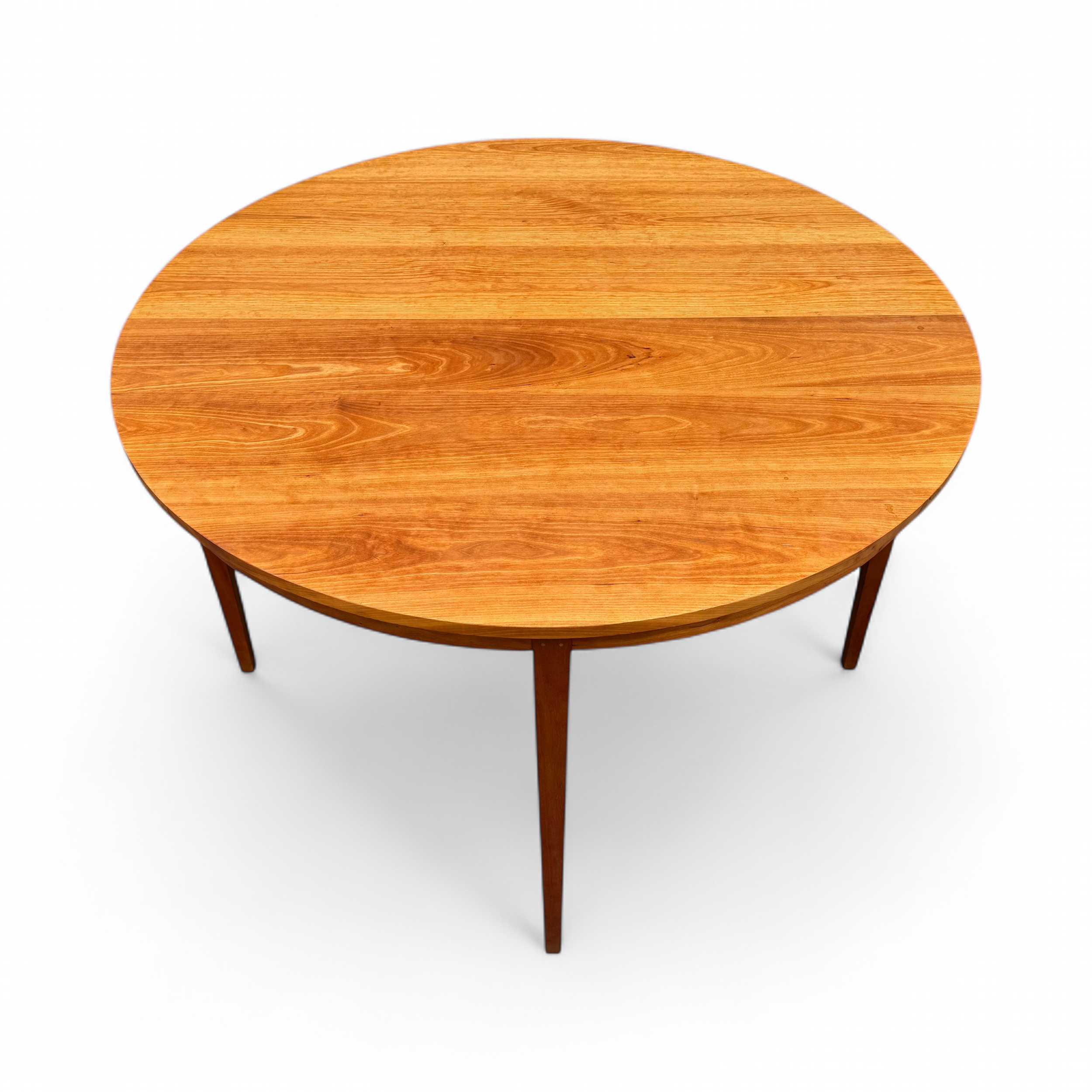 thomas-moser-thomas-moser-mid-century-cherry-round-extendable-dining-table-6-1793117042078.png