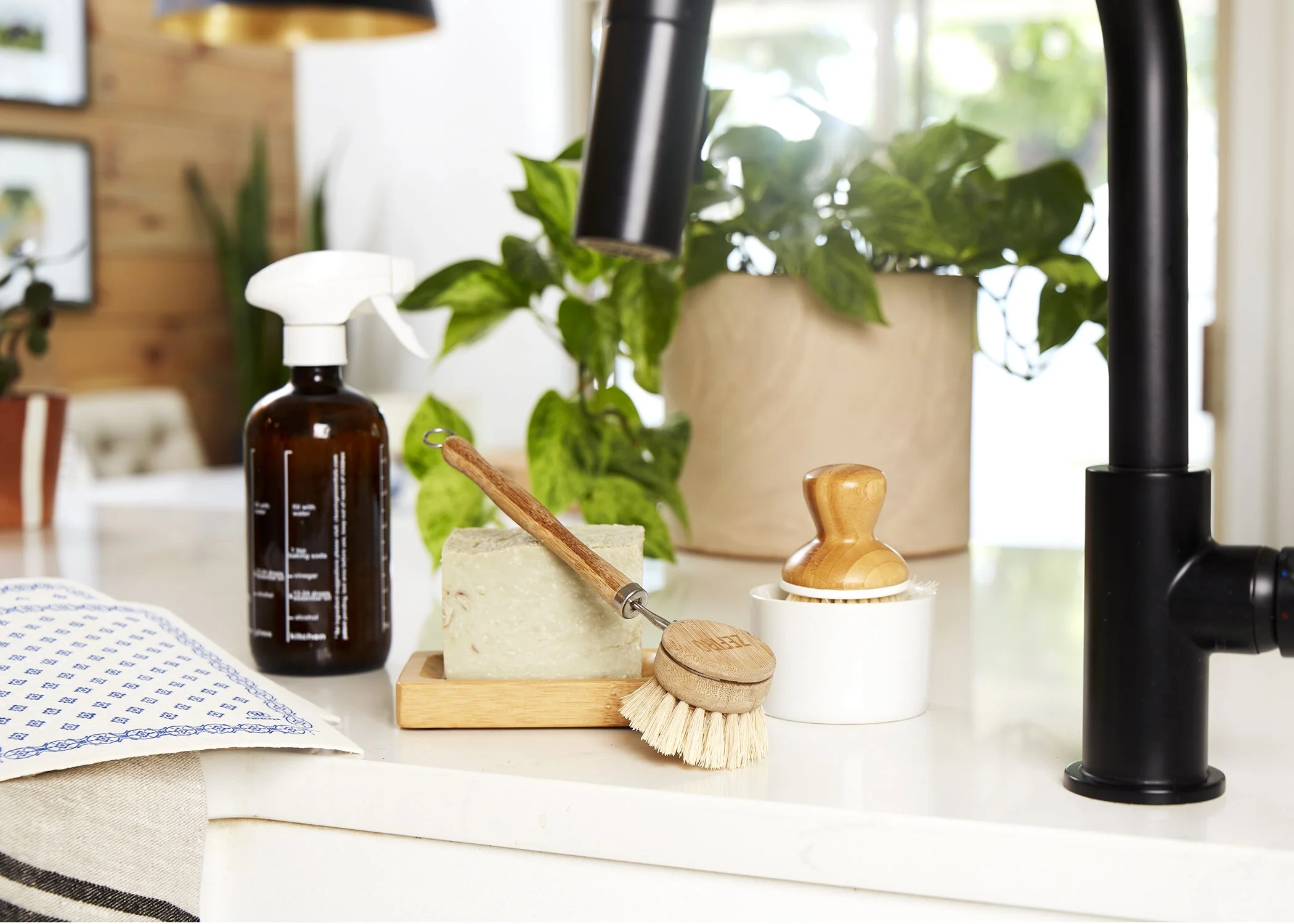 EarthHero_Kitchen clean_hero.jpg