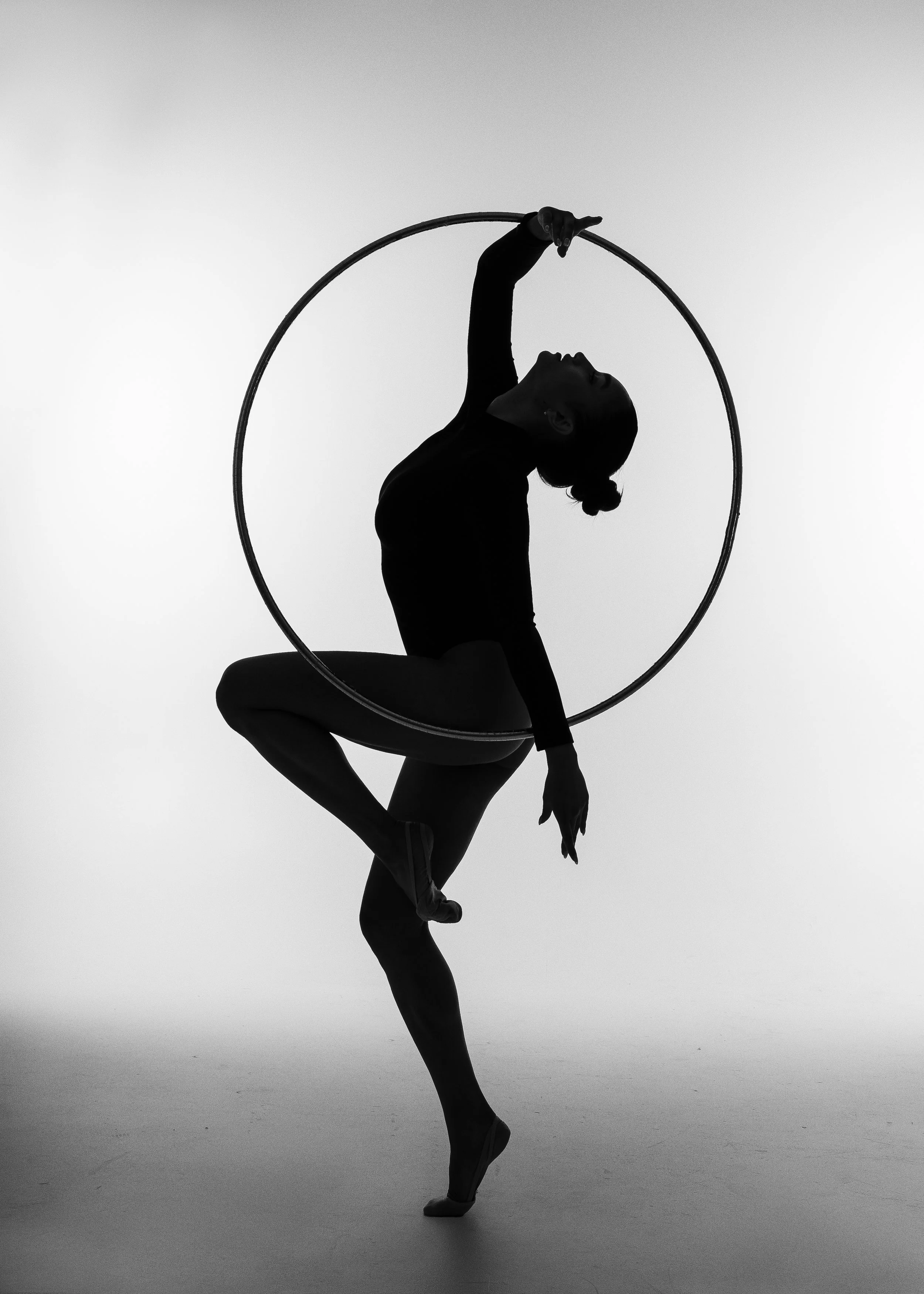 Annie_Ondaatje_hoop_bw.jpg