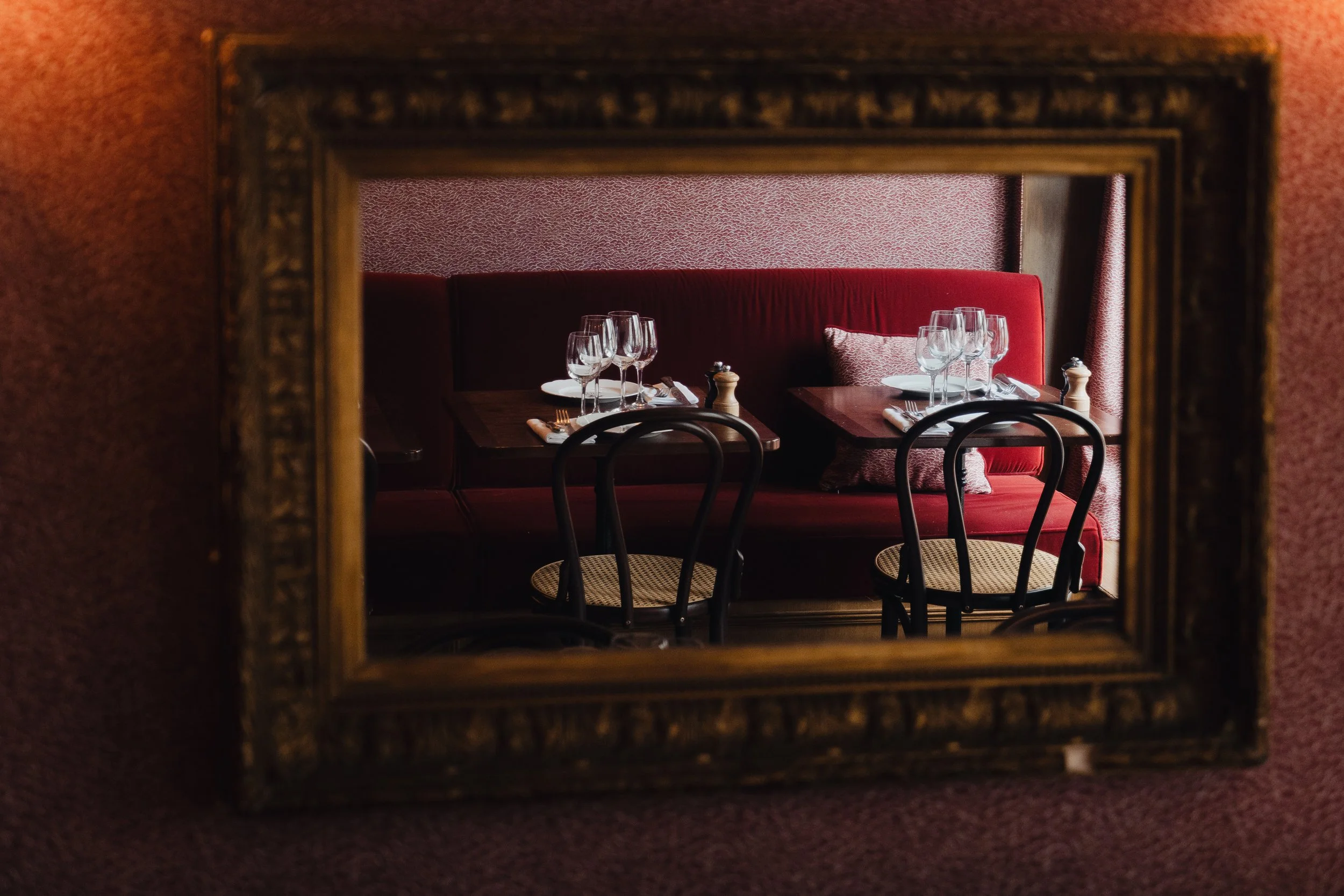 Paris_interior_reflection_la petite chaise .jpg