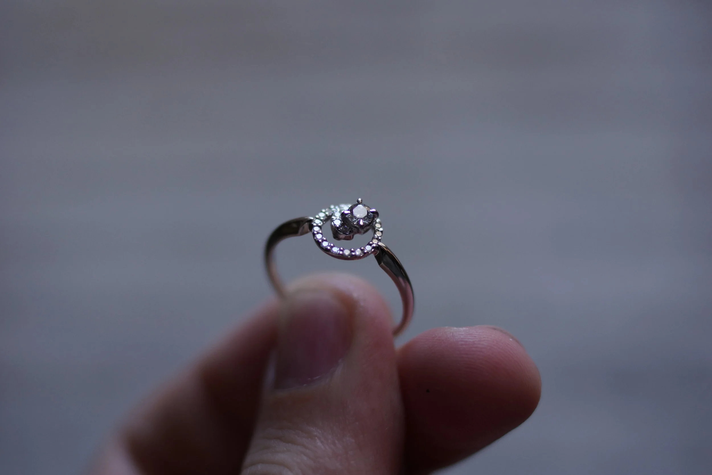 14K White Gold Diamond Promise Ring