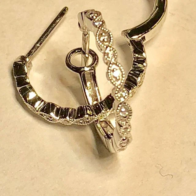 14K White gold Diamond Hoop Earrings