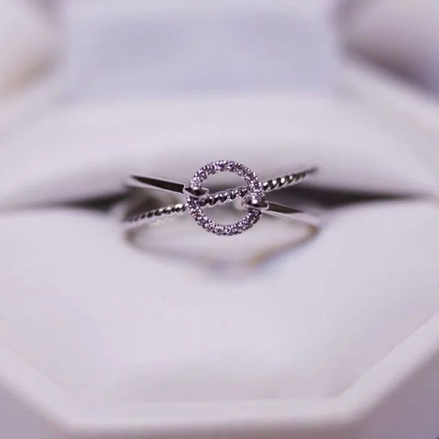 14 Karat White Gold Diamond Promise Ring