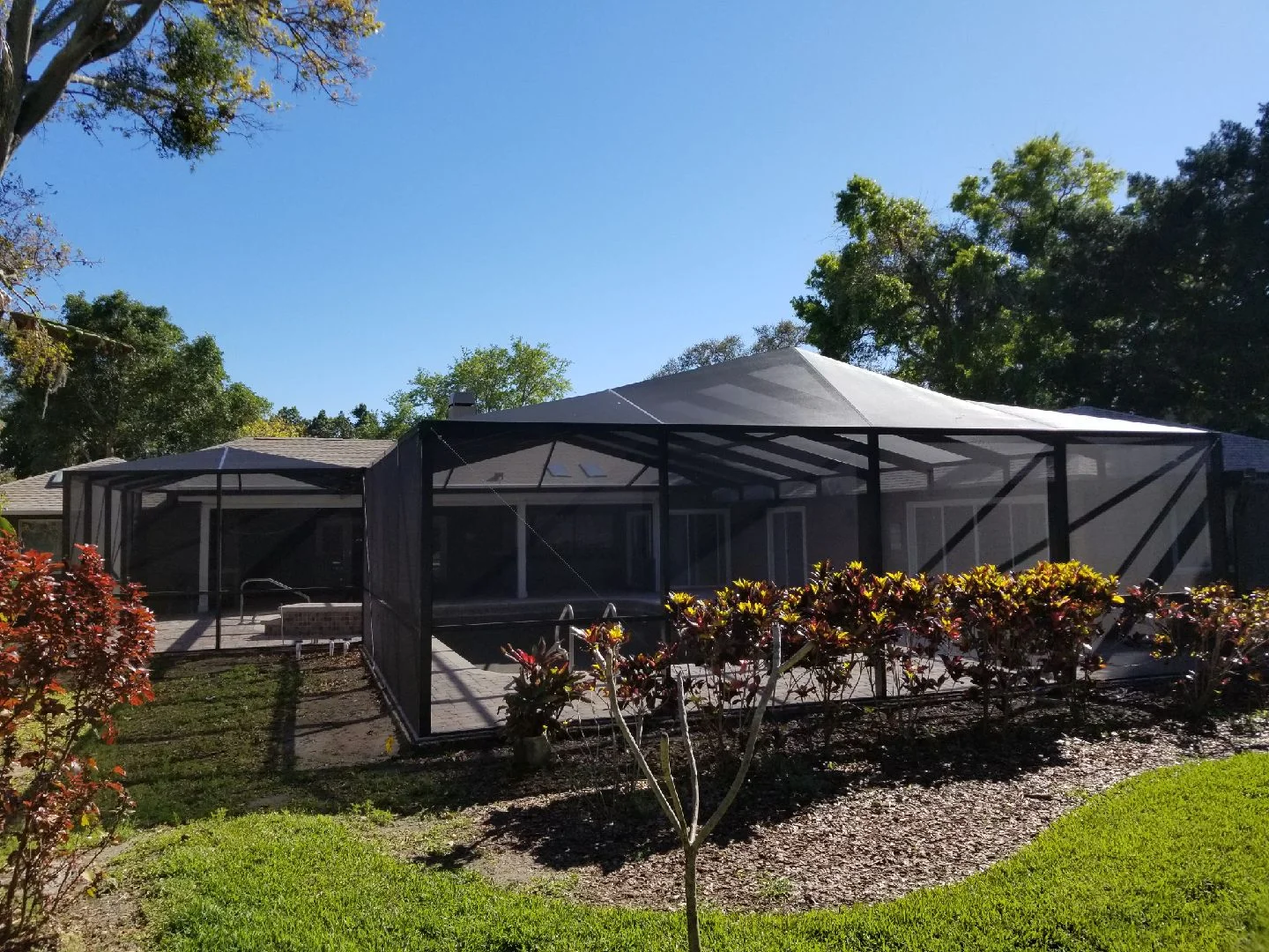 Enclosure-Viux (16).jpeg