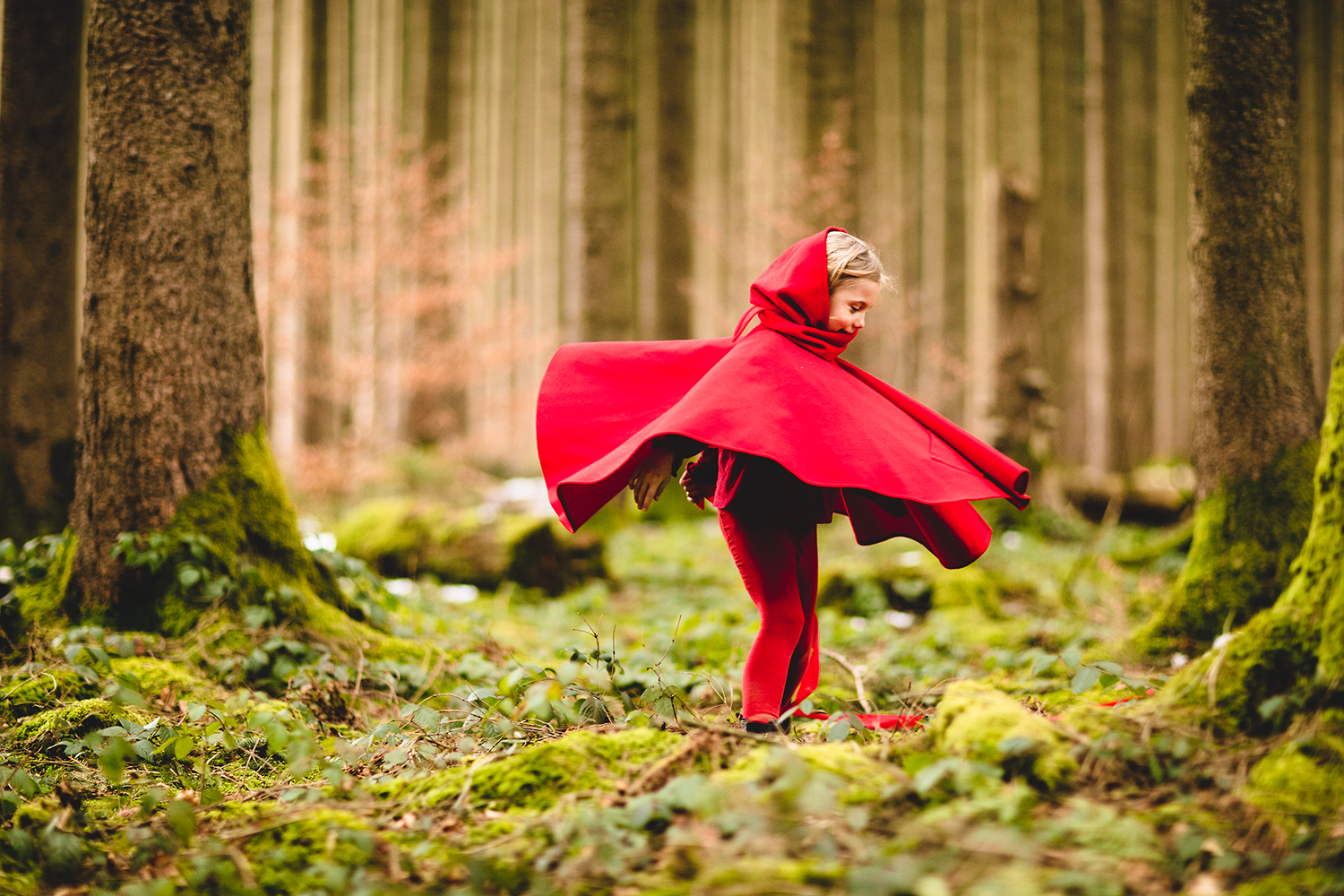 red_riding_hood_04.jpg