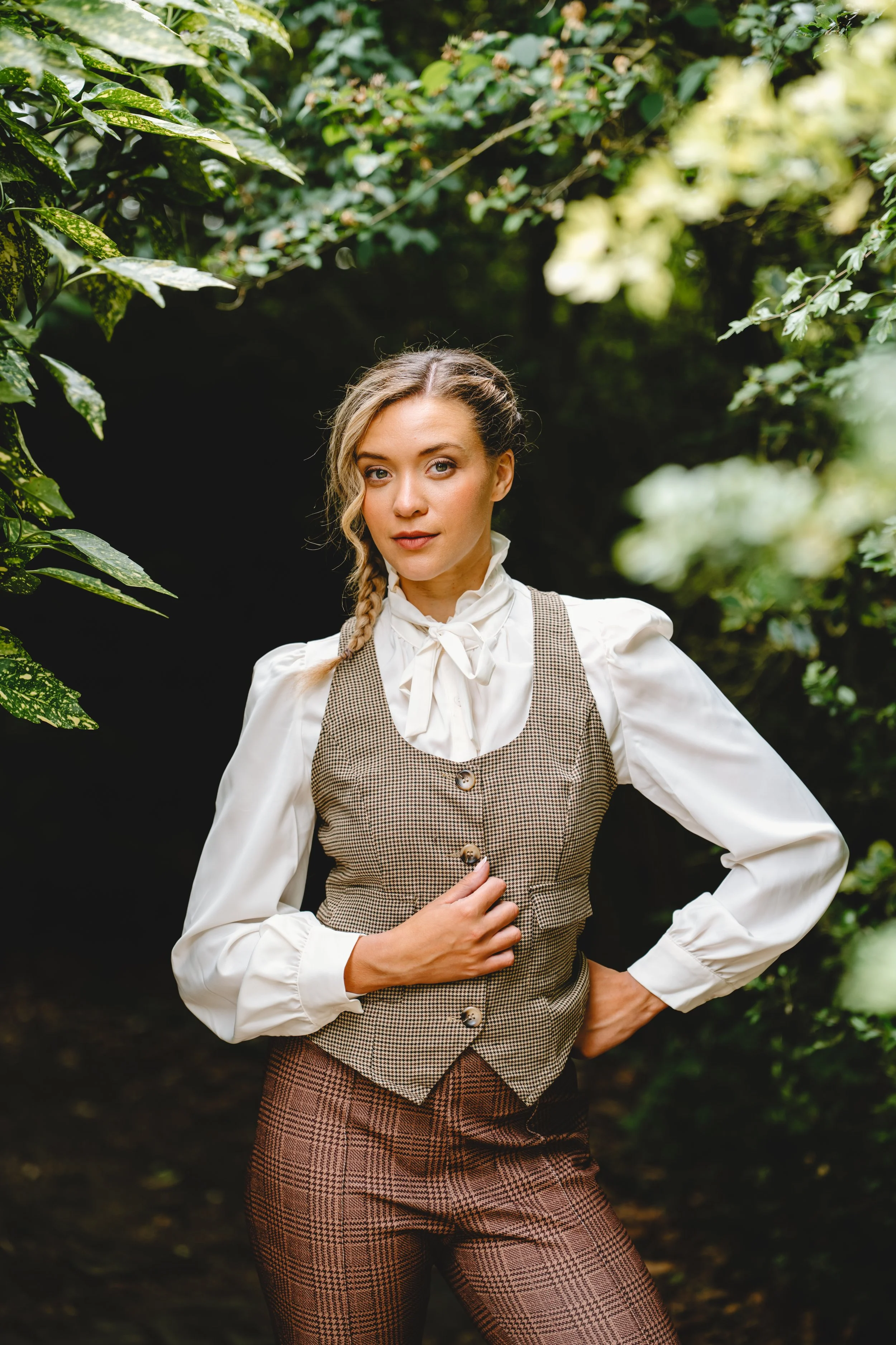 Workshop hosts: @garyandkim.ca
Photographer :  @theevanscollective
Venue: @hinwickhouse
Wedding Planner: @wrights_weddings_and_events
Workshop Education Team: @theevanscollective @laurenashleystudios @chrisdennerphotography @garyandkim.ca @ujjwalvanv