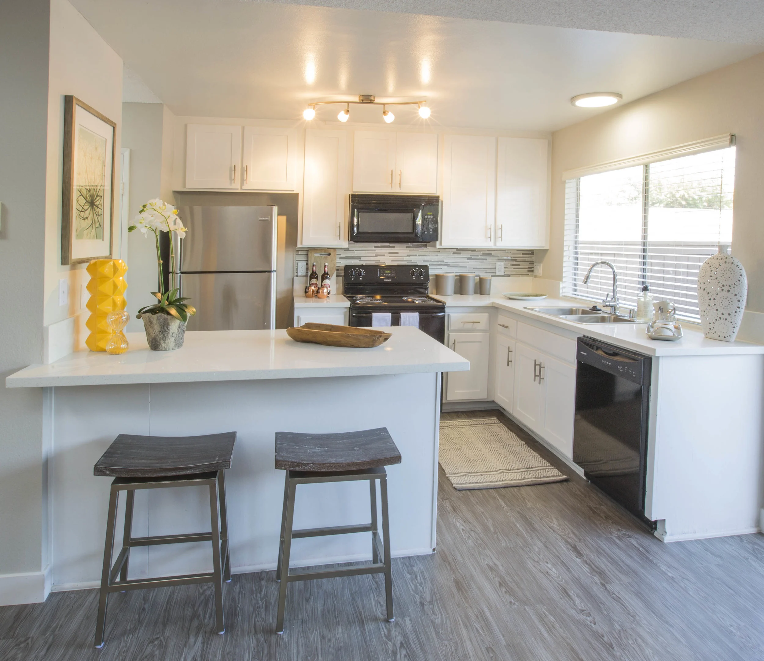 Sunset Gardens Kitchen.jpg