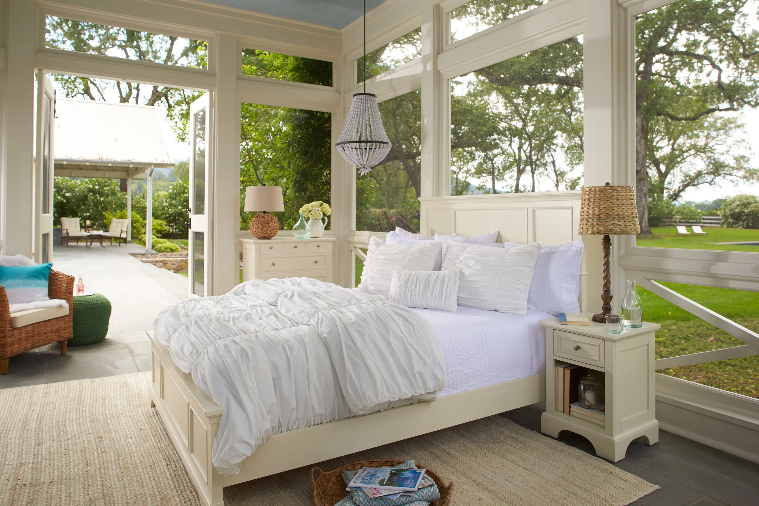 16_Summer_GA_Screen_Bedroom_1297.jpg