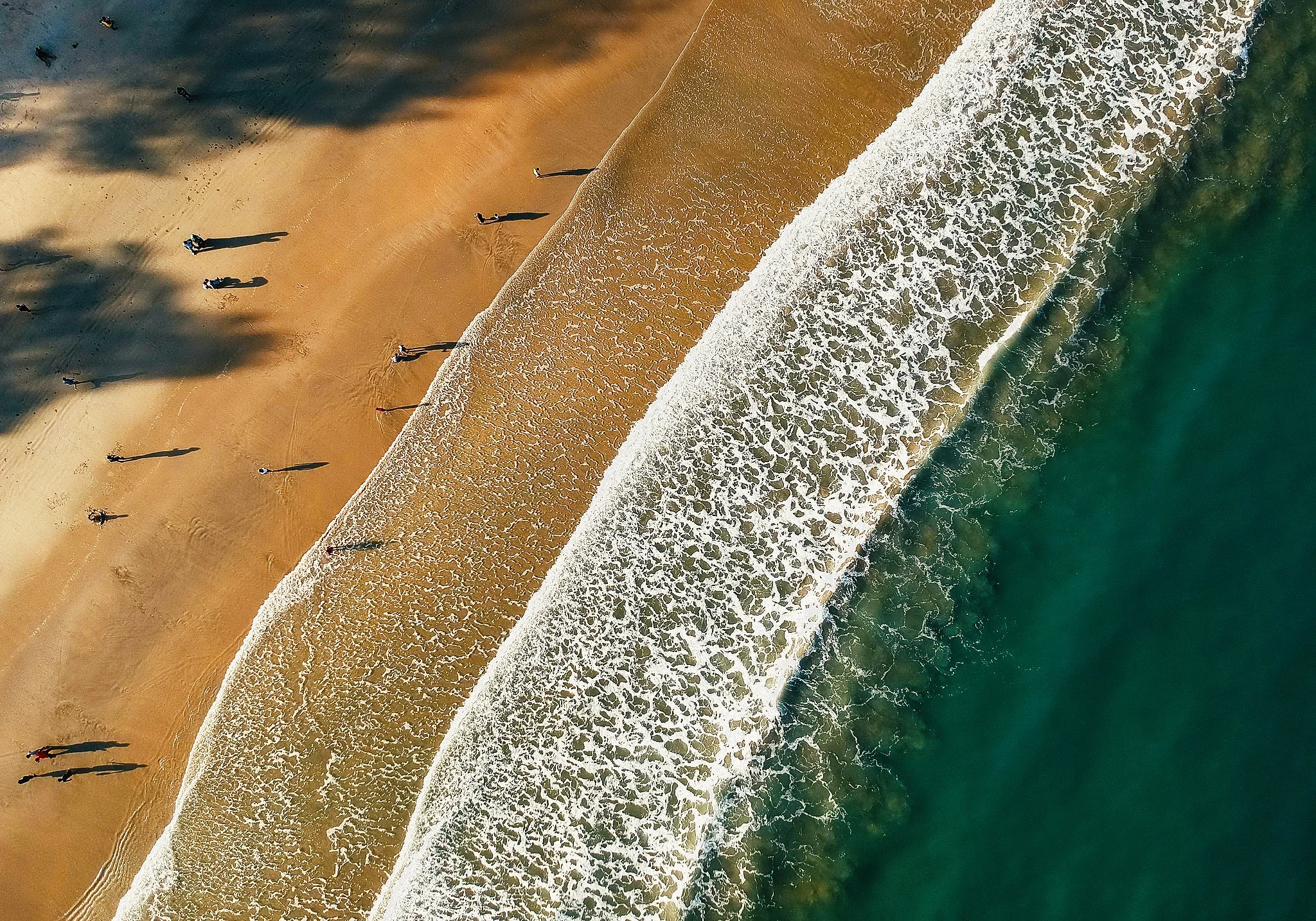 beach-bird-s-eye-view-colors-879832.jpg