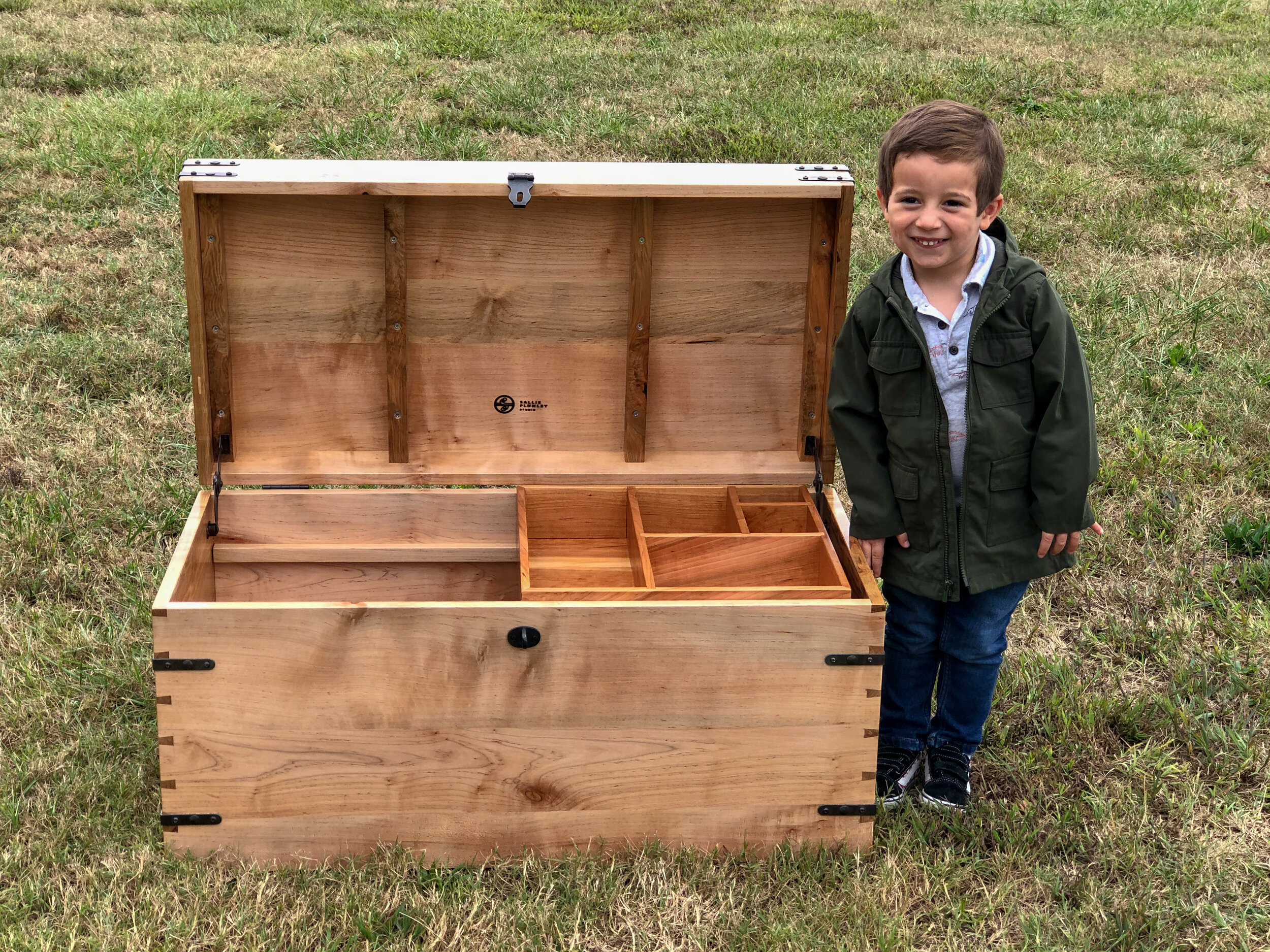 Ellis Toy Chest. Wooden Foot Locker. Maple Hope Chest. Richmond Virginia Sallie Plumley Studio Sally Plumlee Custom Hardwood Furniture 