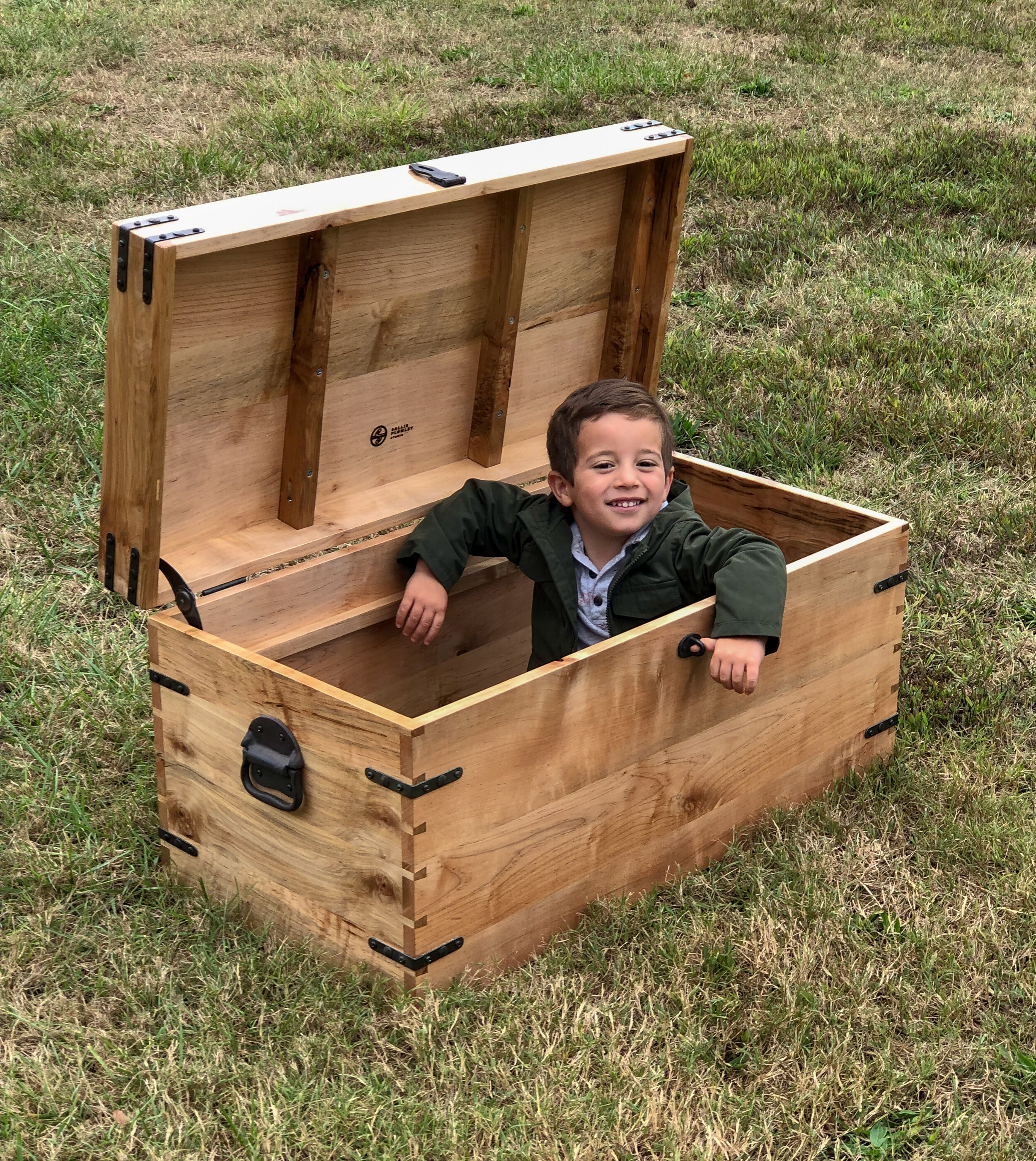 Ellis Toy Chest. Wooden Foot Locker. Maple Hope Chest. Richmond Virginia Sallie Plumley Studio Sally Plumlee Custom Hardwood Furniture 