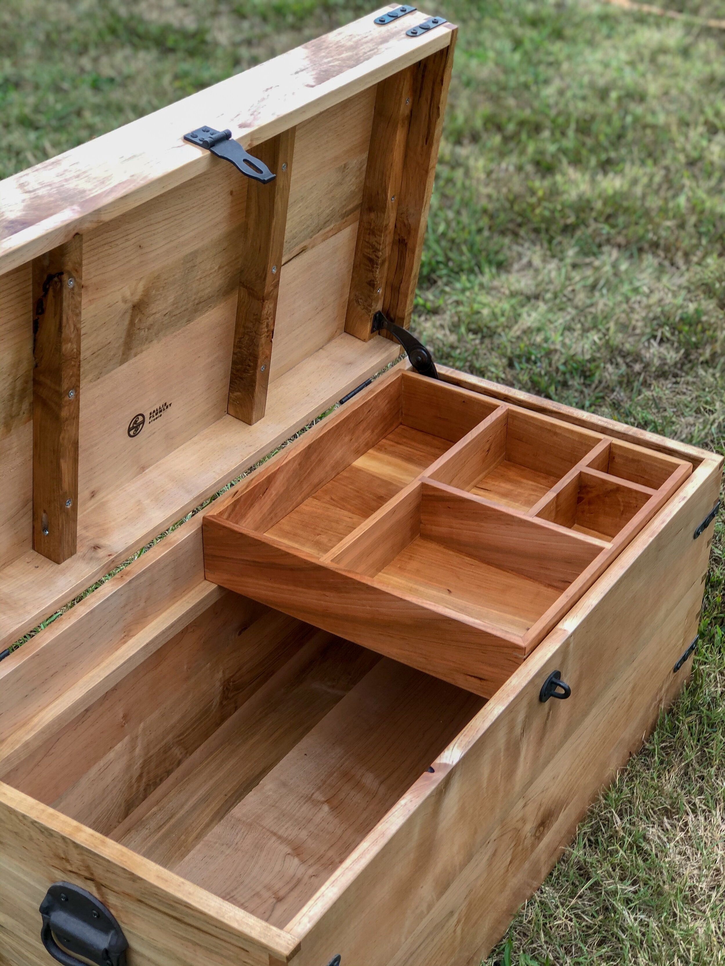 Ellis Toy Chest. Wooden Foot Locker. Maple Hope Chest. Richmond Virginia Sallie Plumley Studio Sally Plumlee Custom Hardwood Furniture 