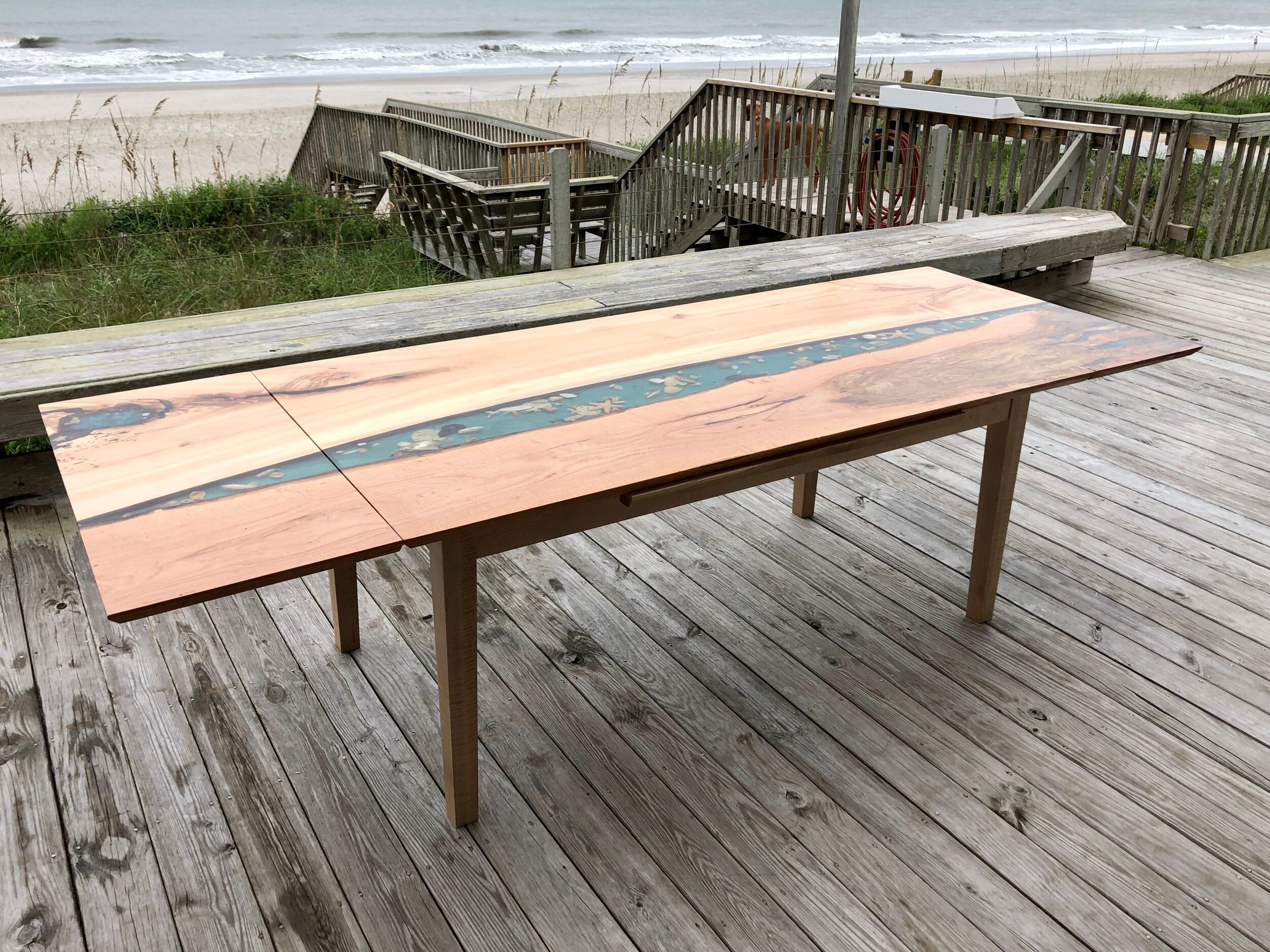 Maple Seashell Draw Leaf Extension Table