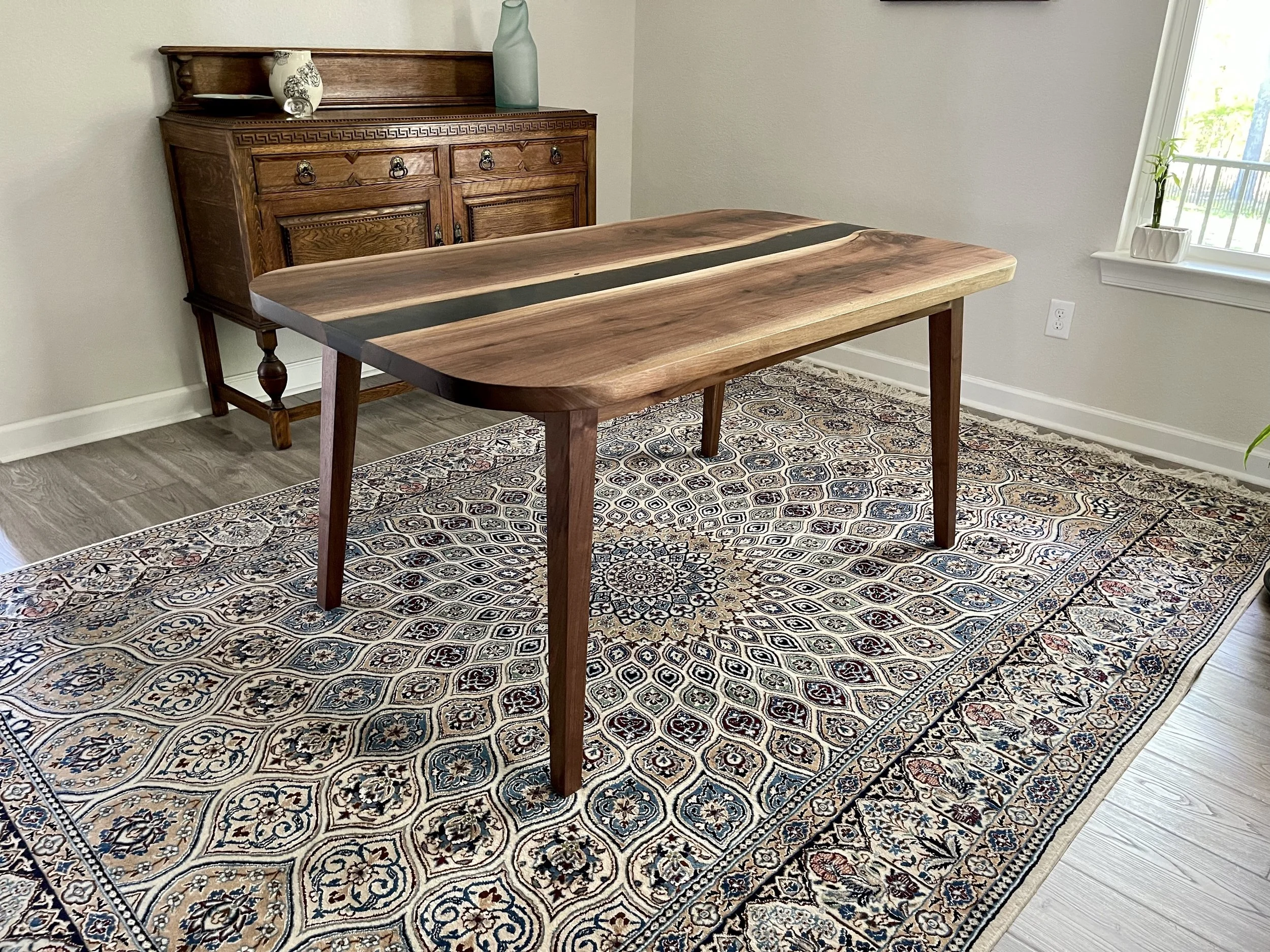 Racetrack River Table 