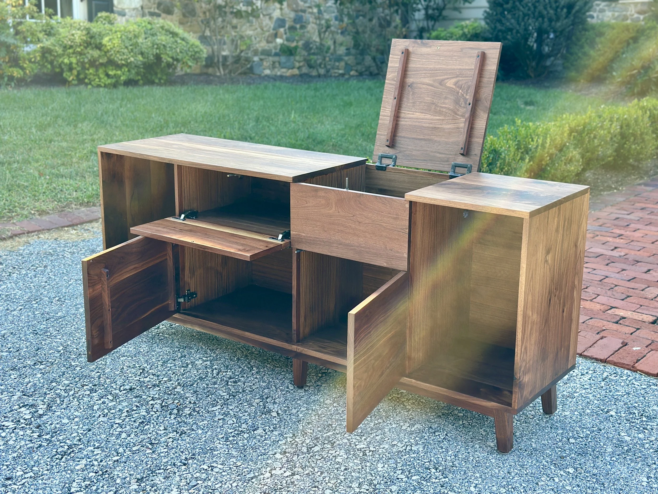 Sallie Plumley Studio Richmond Virginia Malvern Pennsylvania custom record turntable cabinet