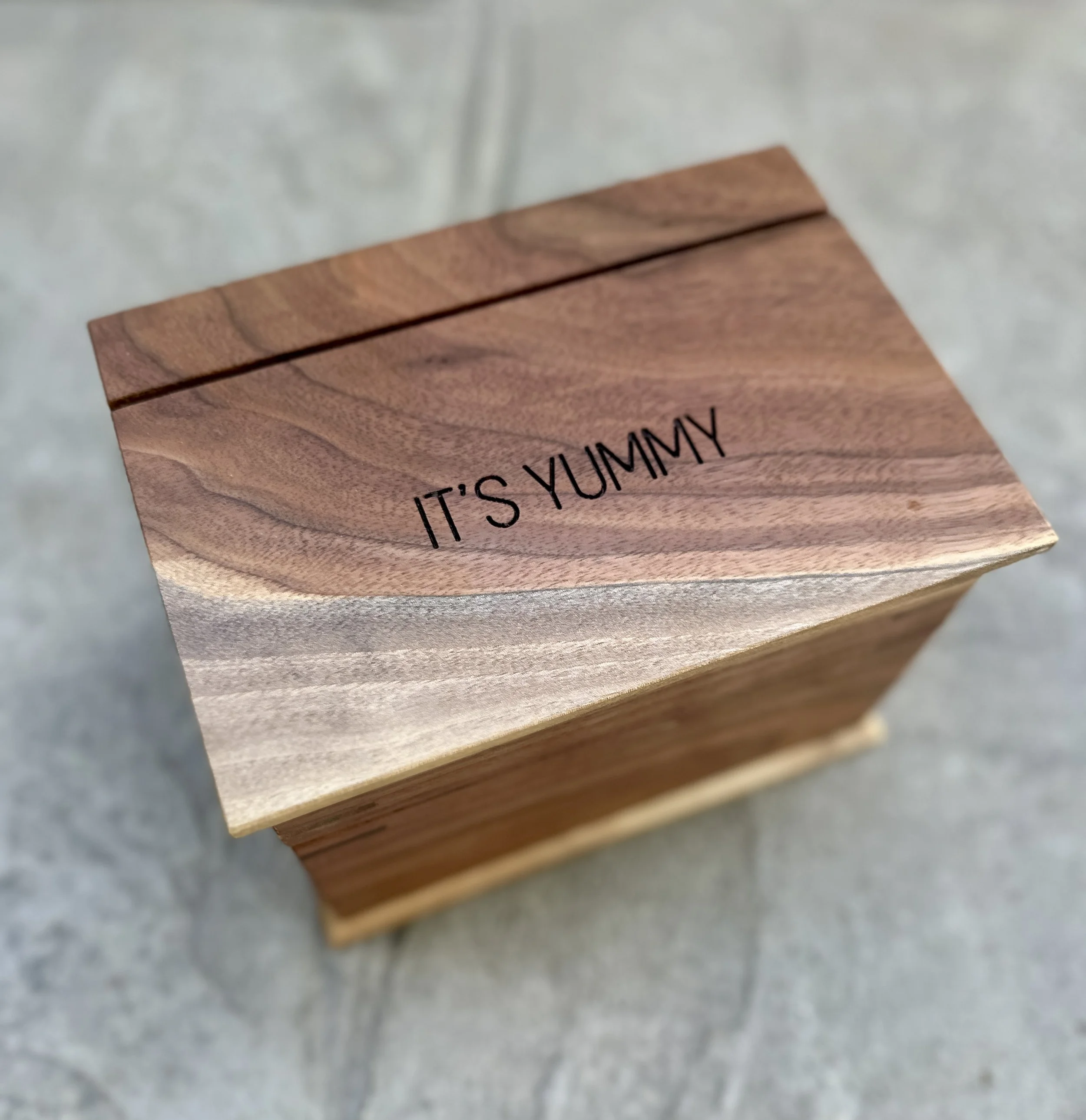 Swoop "It's Yummy" Walnut Recipe Box