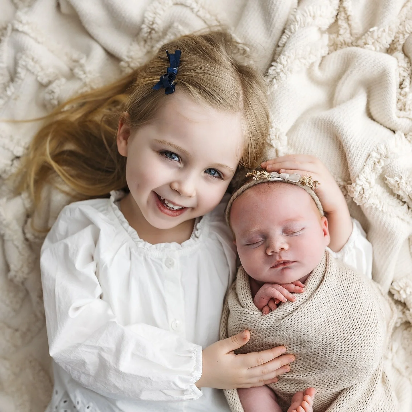 Double the love, double the sweetness 💖 

#newbornphotographyliverpool #babyphotoshootliverpool #liverpoolbabyphotographer
