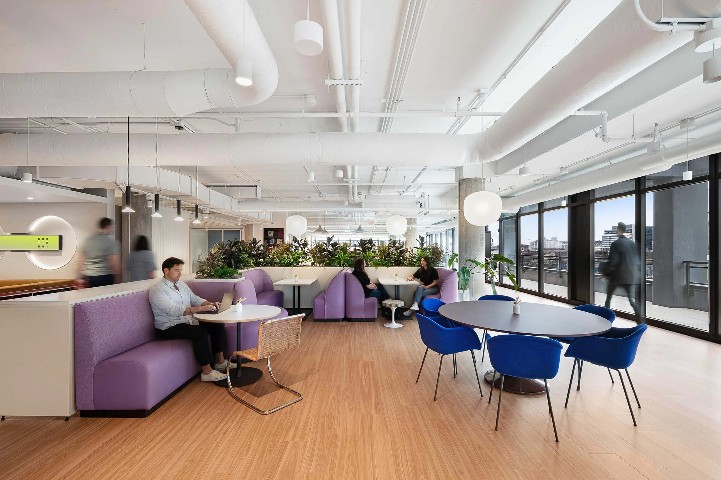 ContinuaExperienceCenters-Chicago_low_02_screen.jpg