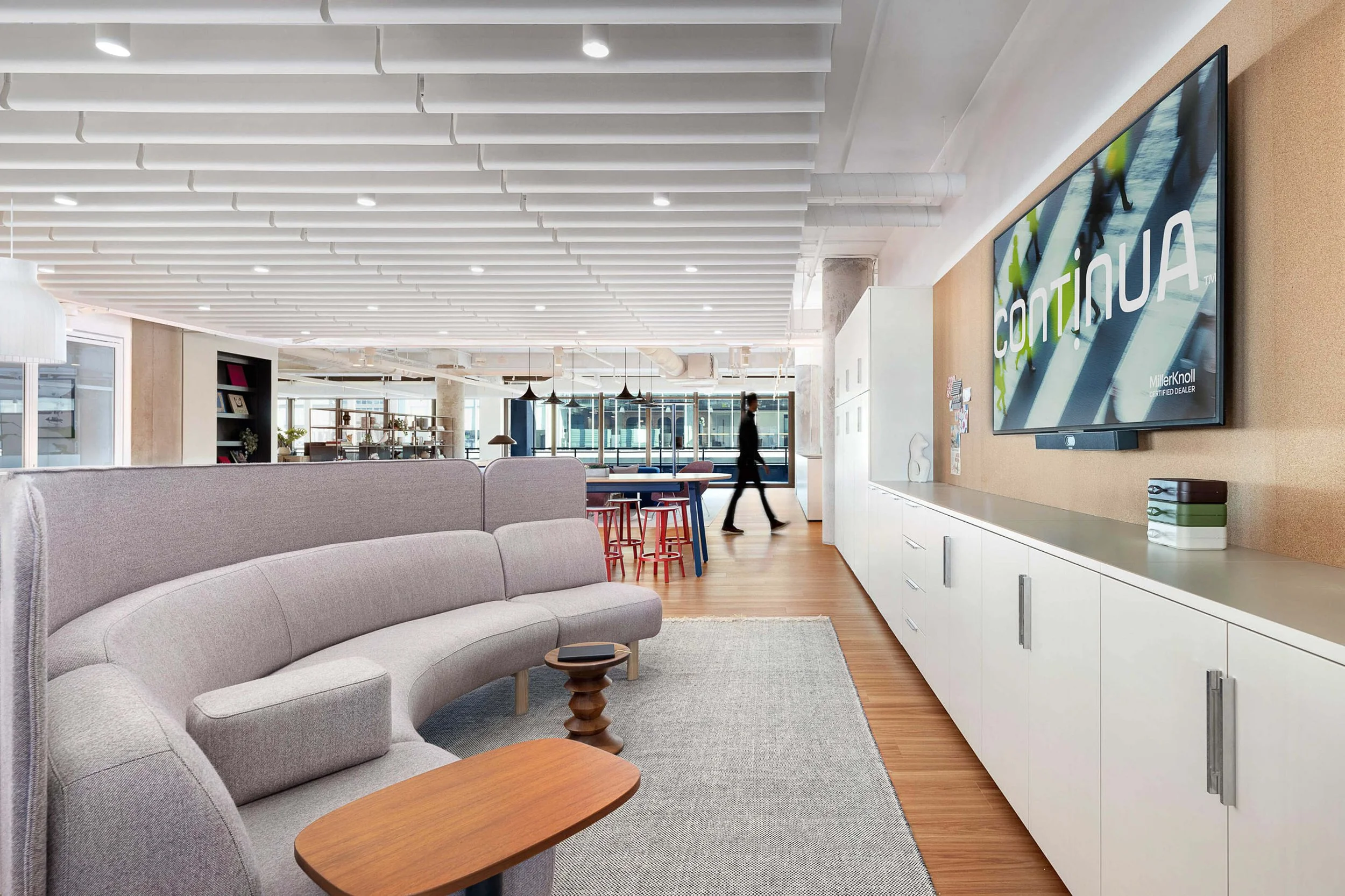 ContinuaExperienceCenters-Chicago_low_56_screen.jpg