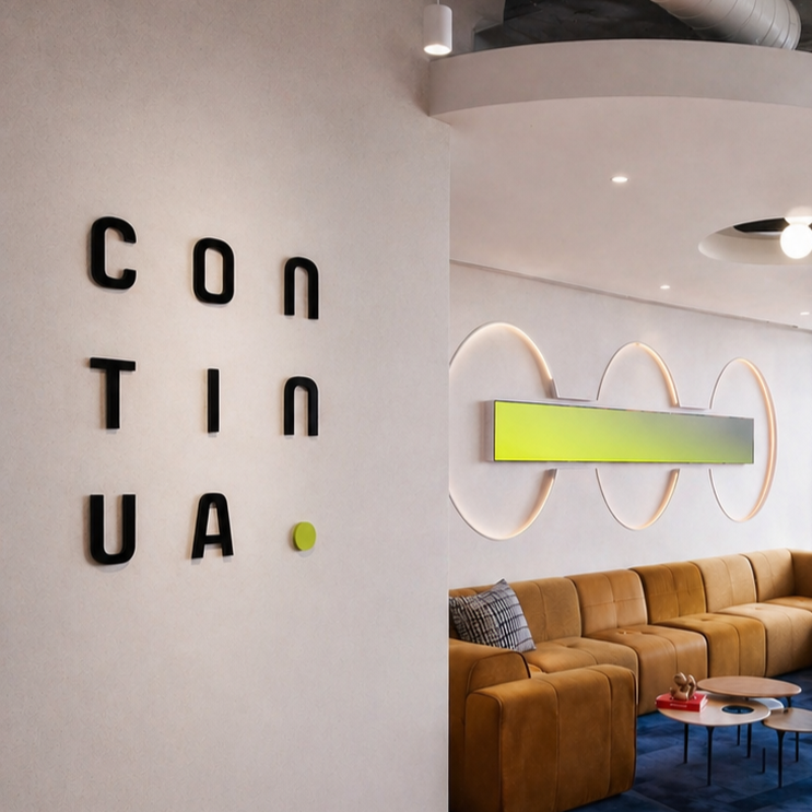 Continua_Mockup_Showroom.png