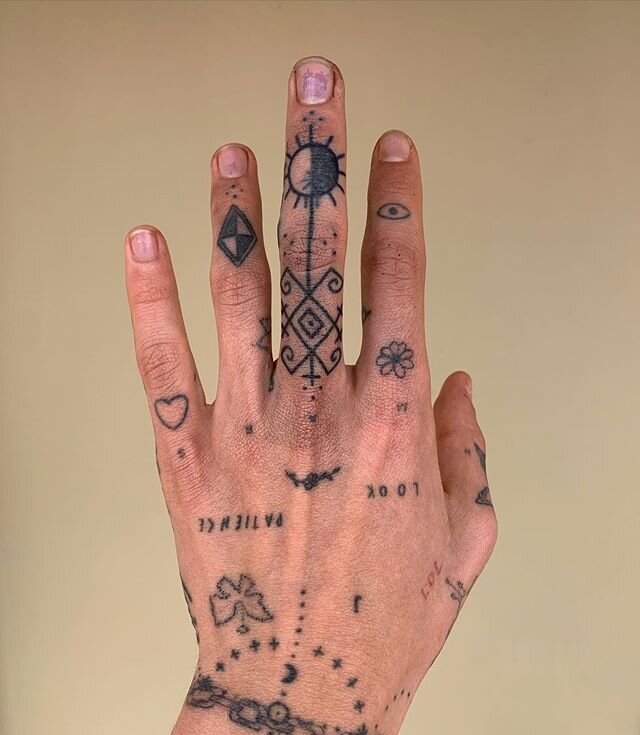 Drawn on and hand-poked middle finger. (Not today obvi because we are sheltering in place) made for the angel called @carlosdarder_ ✨✨patience please