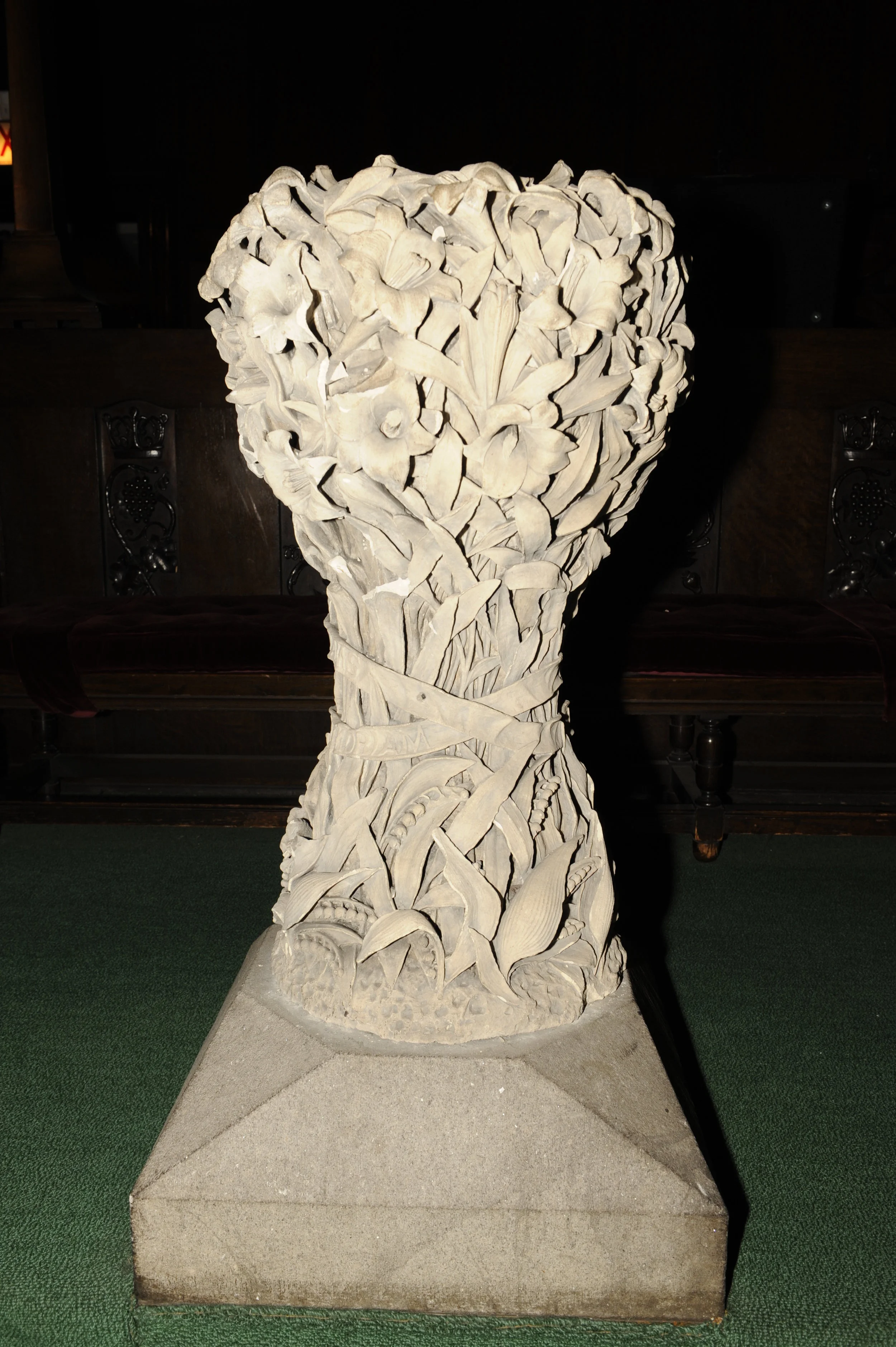  Baptismal Font Photo credit: Martin Cheung 