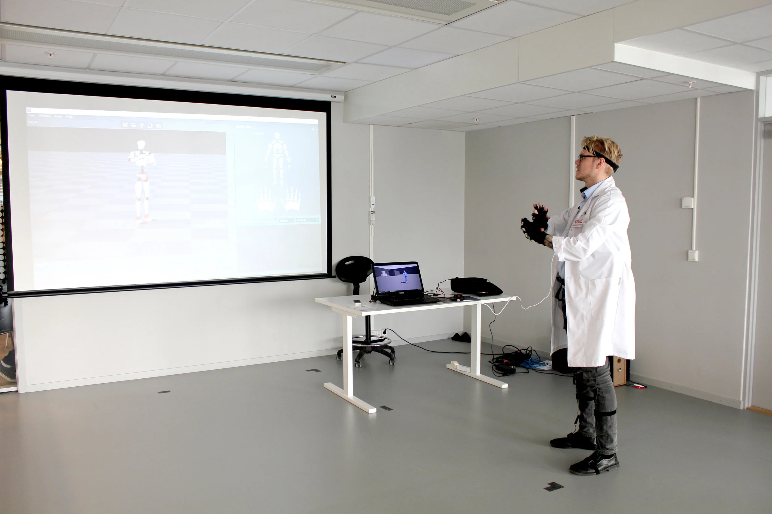 mocap_demo#3.jpg